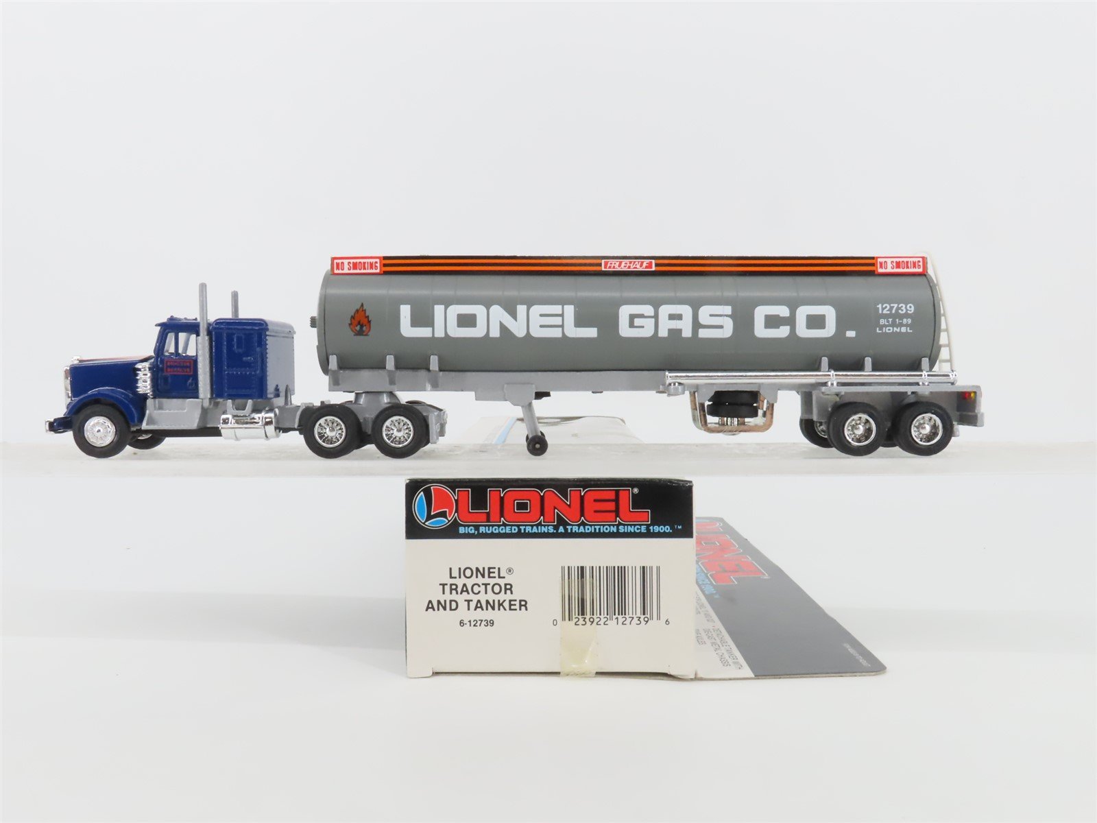 O 1/48 Scale Lionel 6-12739 Lionel Gas Co. Tractor w/ Tanker #12739