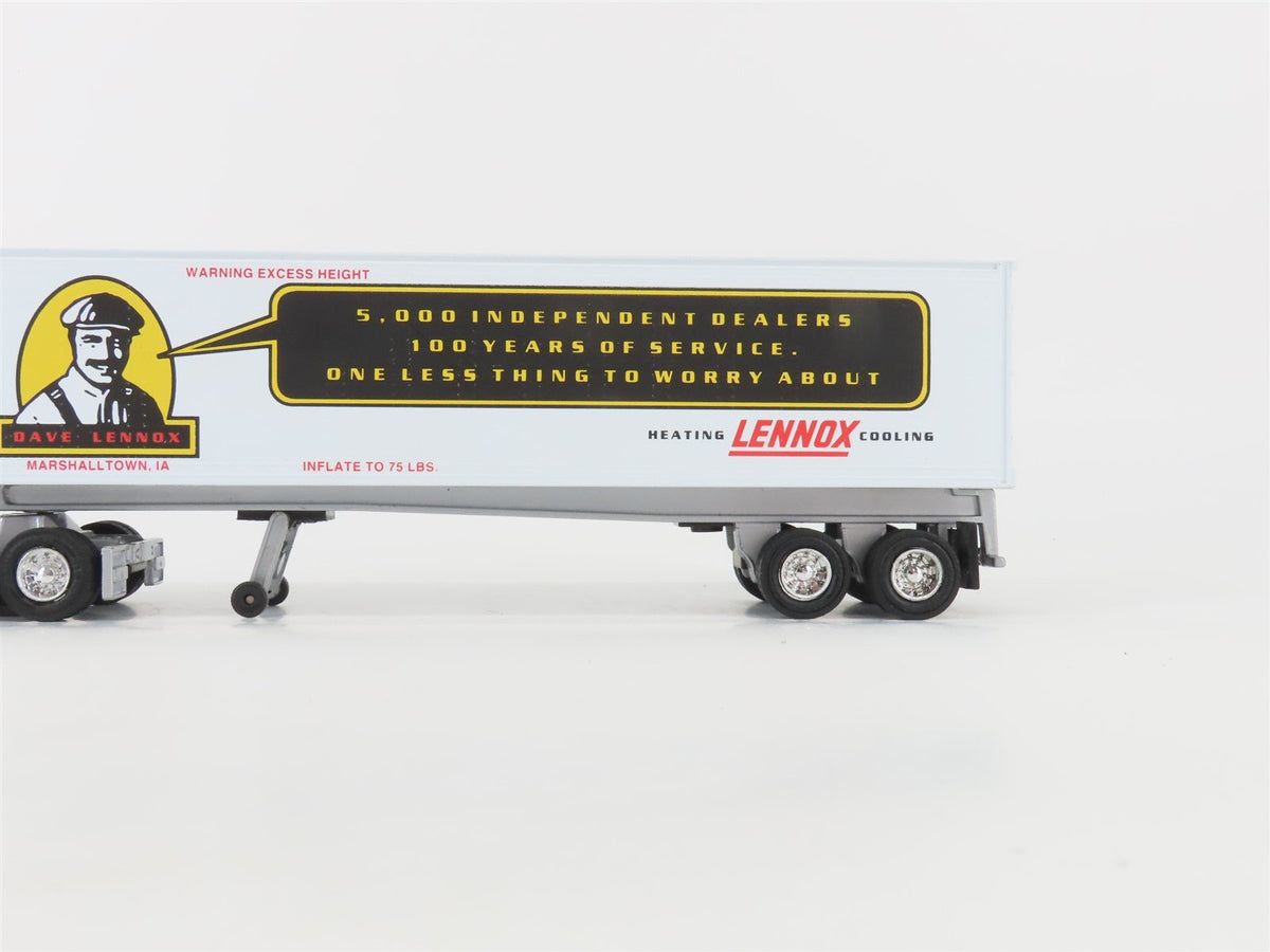 O 1/48 Scale Lionel 6-52091 LCCA Lennox Diecast Tractor w/ Plastic Trailer