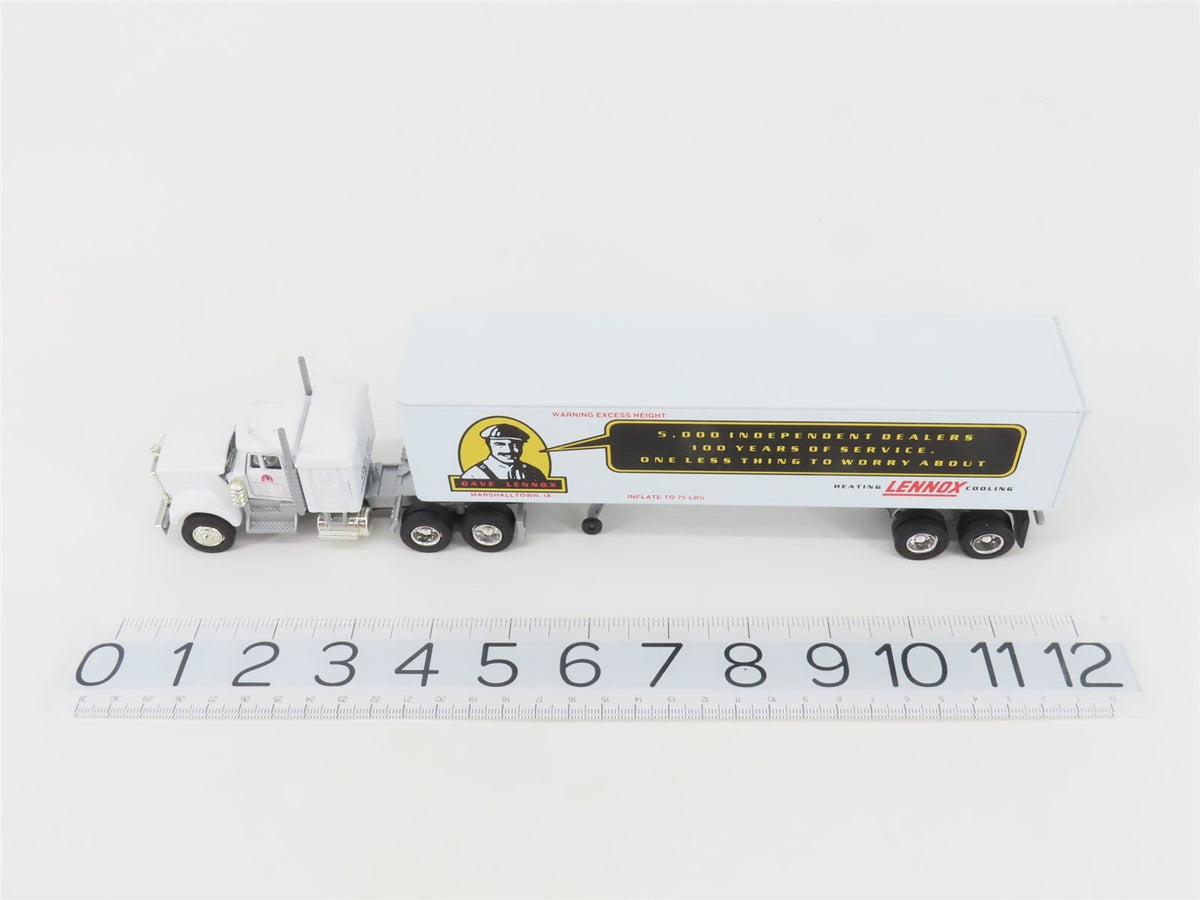 O 1/48 Scale Lionel 6-52091 LCCA Lennox Diecast Tractor w/ Plastic Trailer