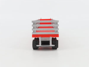 O 1/48 Scale Lionel 6-12786 Lionelville Steel Company Tractor w/ Trailer & Load
