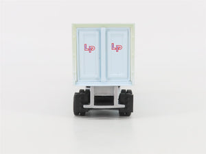 O 1/48 Scale Lionel 6-12932 Laimbeer Packaging Tractor w/ Trailer