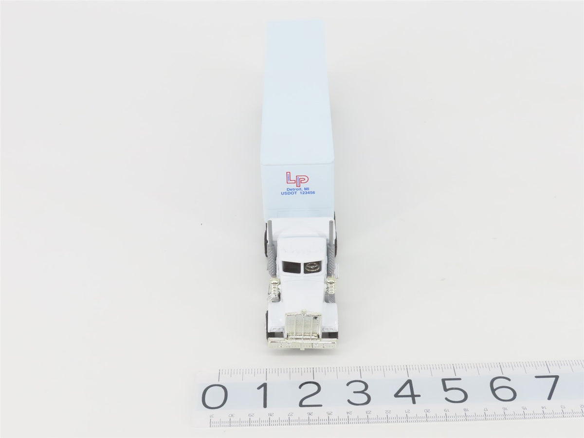 O 1/48 Scale Lionel 6-12932 Laimbeer Packaging Tractor w/ Trailer