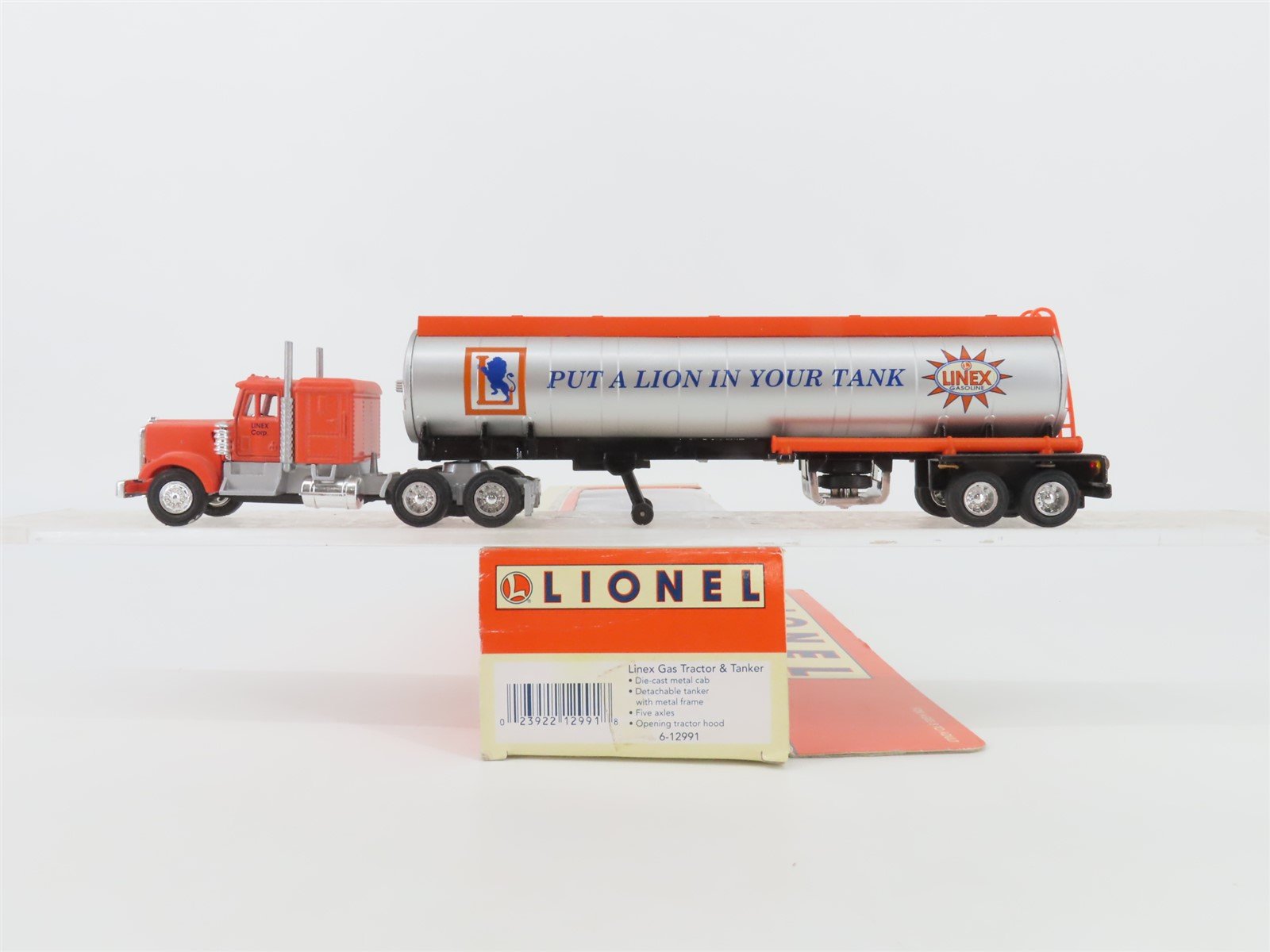 O 1/48 Scale Lionel 6-12991 Linex Gas Tractor w/ Tanker Trailer