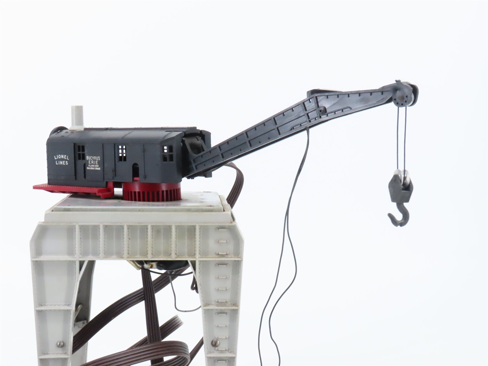 O 1/48 Scale Lionel Portal Gantry Crane #282
