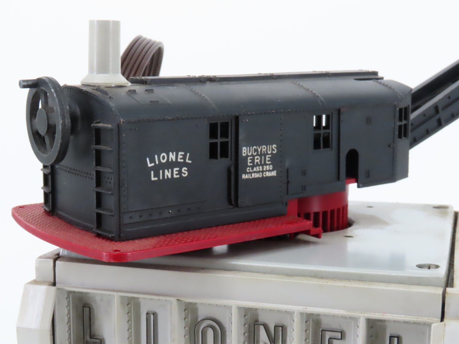 O 1/48 Scale Lionel Portal Gantry Crane #282