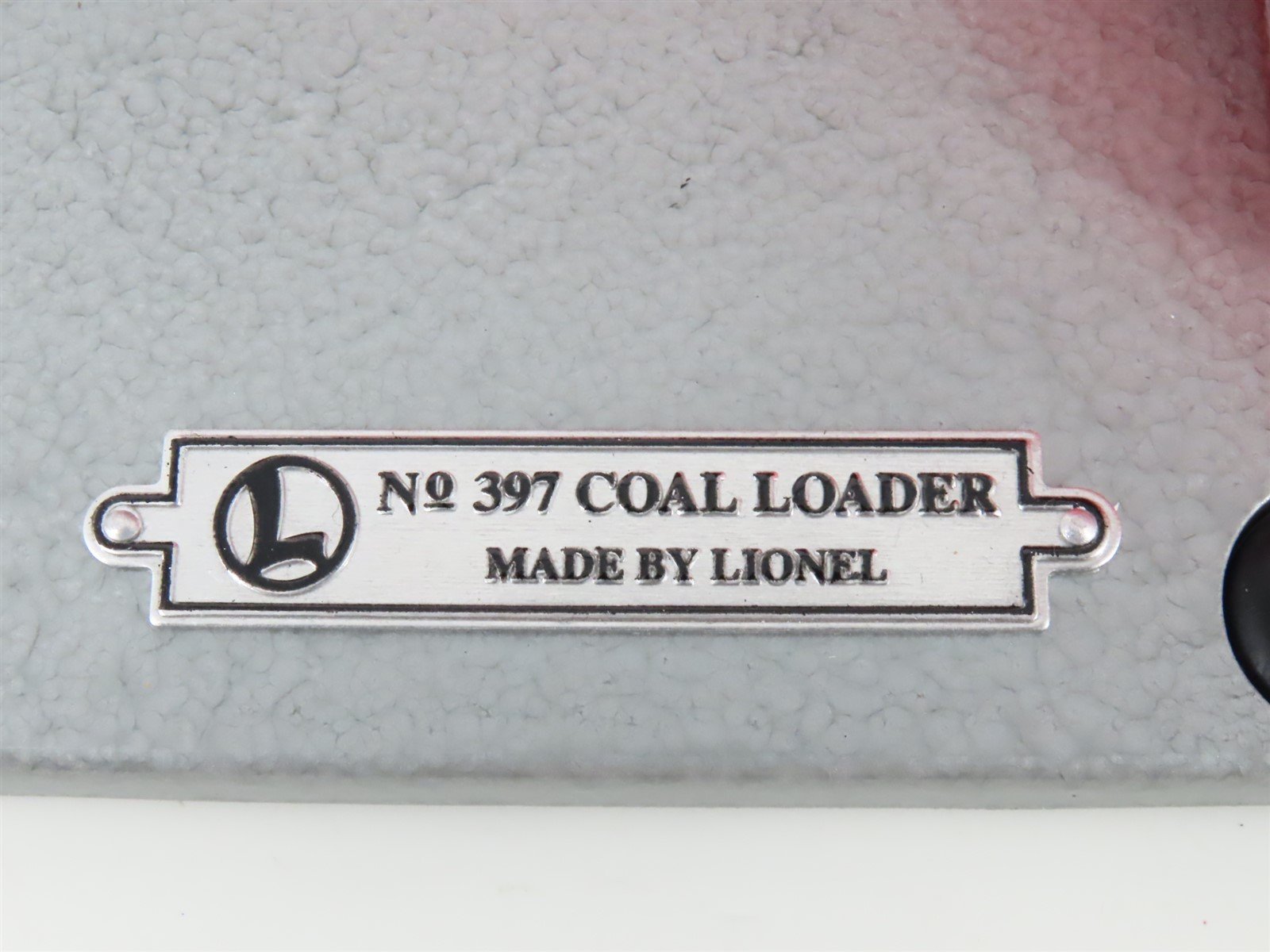 O 1/48 Scale Lionel 6-14157 Operating Coal Loader