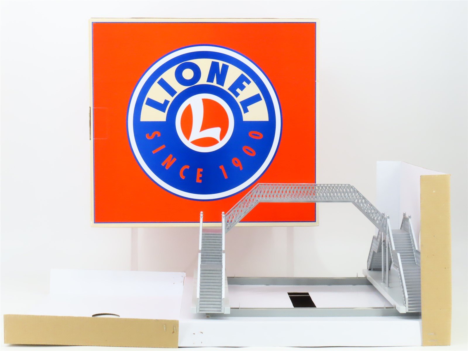 O 1/48 Scale Lionel 6-14083 Pedestrian Walkover