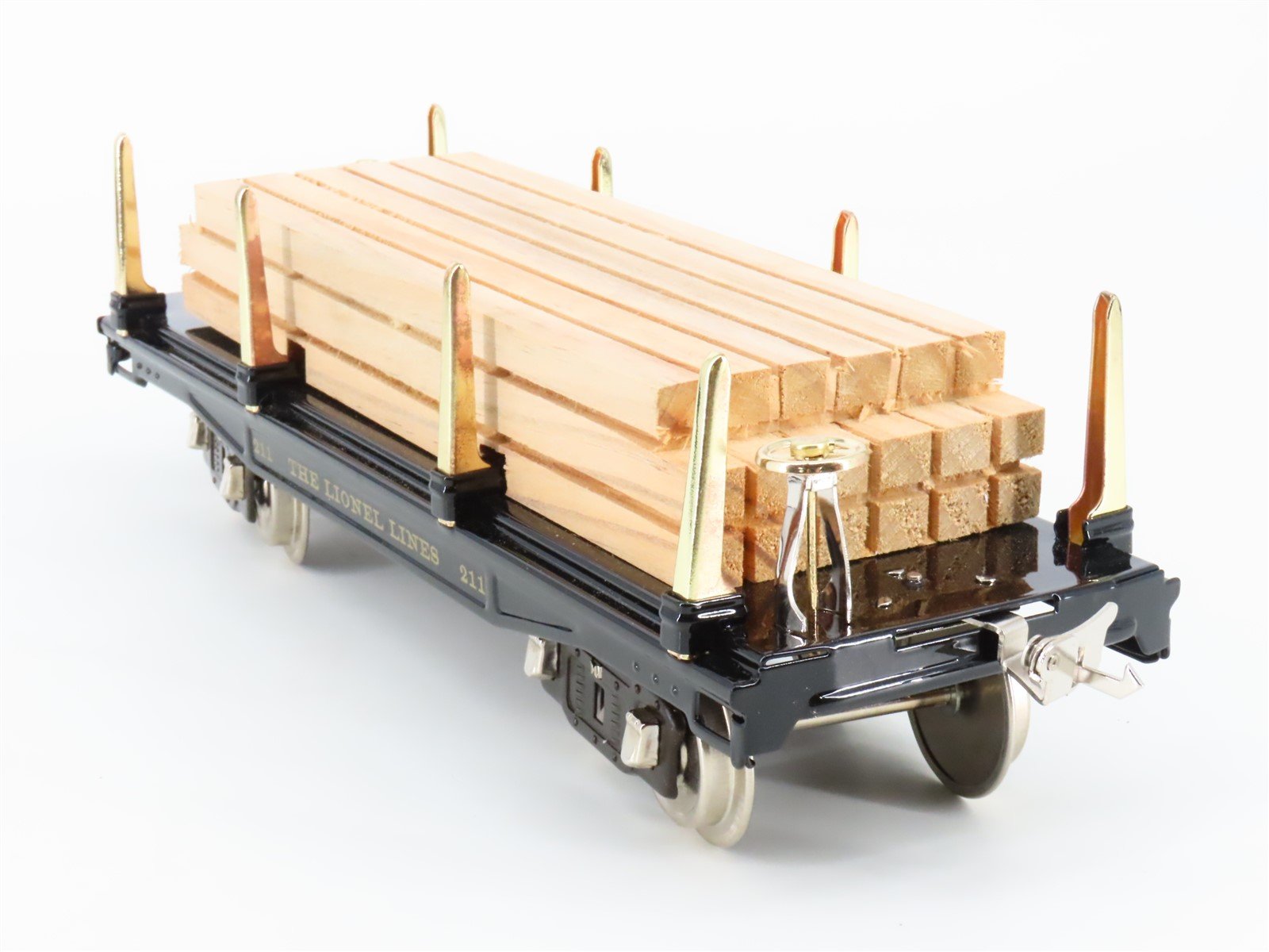 Standard Gauge Lionel 11-30033 Lionel Lines Flatcar #211 w/Wood Load