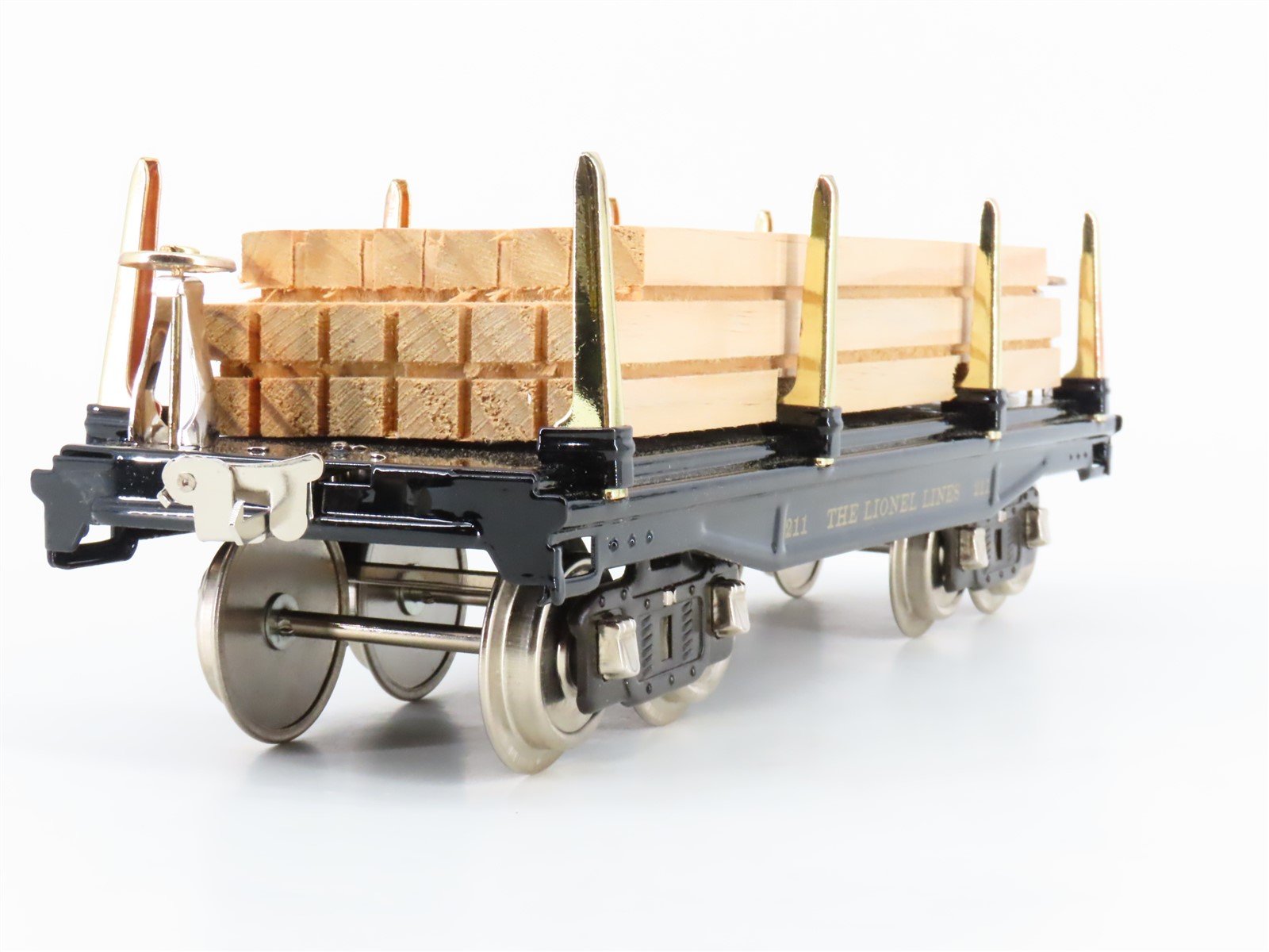 Standard Gauge Lionel 11-30033 Lionel Lines Flatcar #211 w/Wood Load
