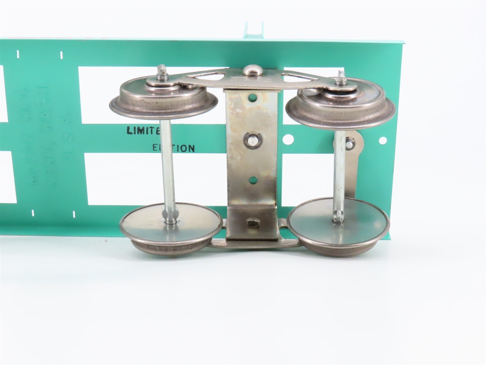 Standard Gauge McCoy GN Great Northern Railroad Flat Car w/ Wood Load