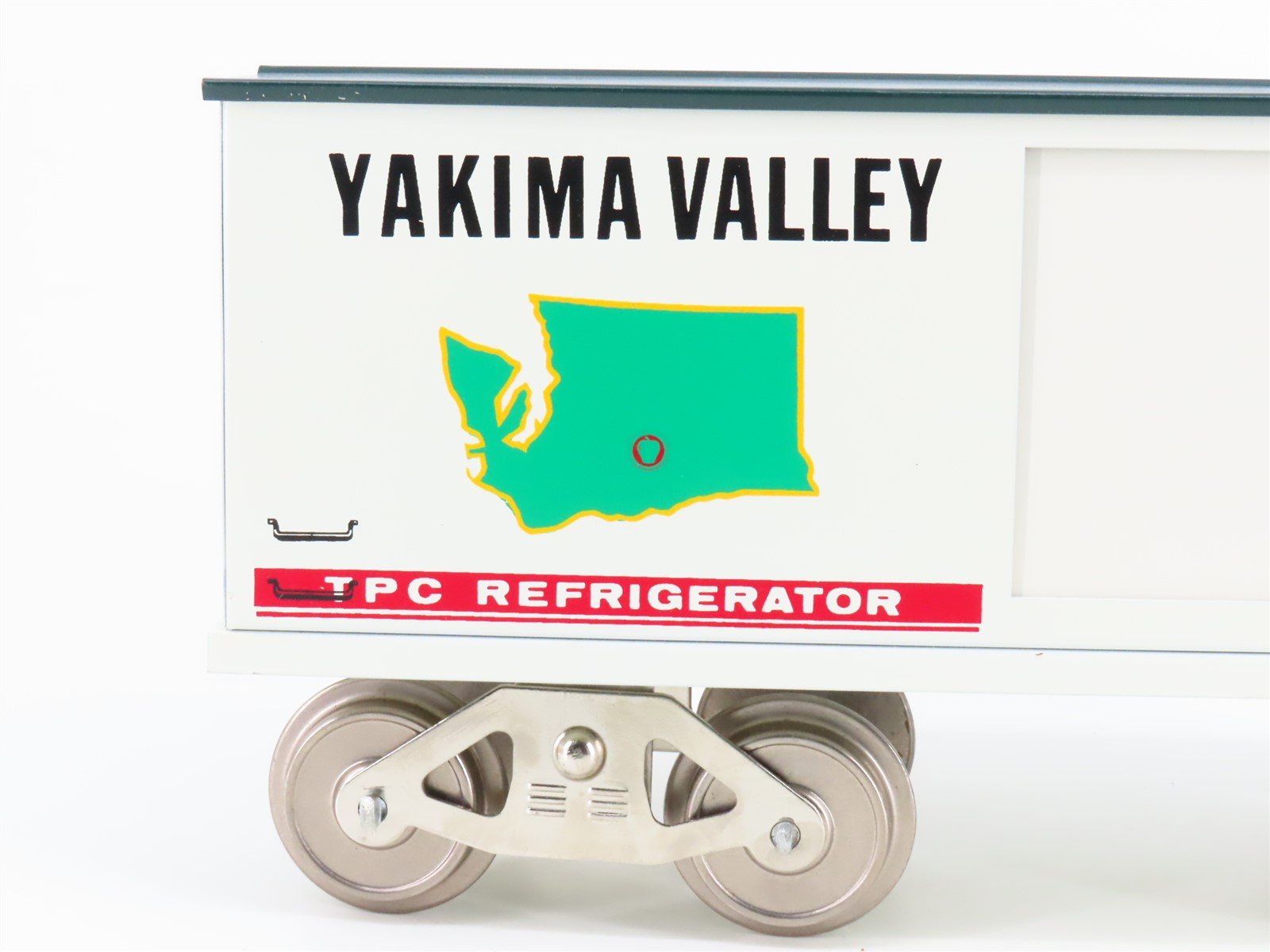 Standard Gauge McCoy 268 TPC Yakima Valley Washington Apples Reefer