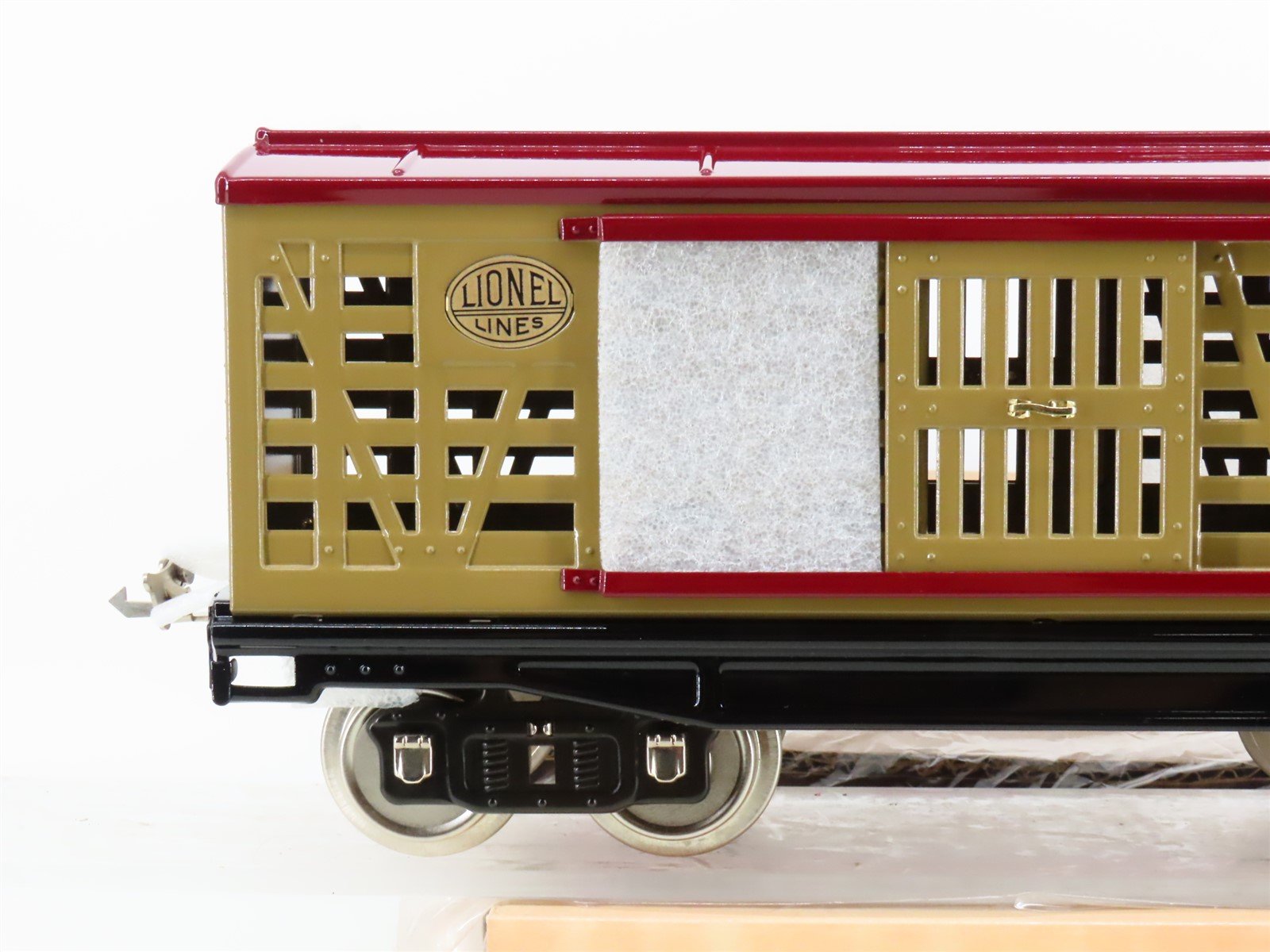 Standard Gauge Lionel 11-30056 Tinplate Cattle Car #213 w/ Brass Trim