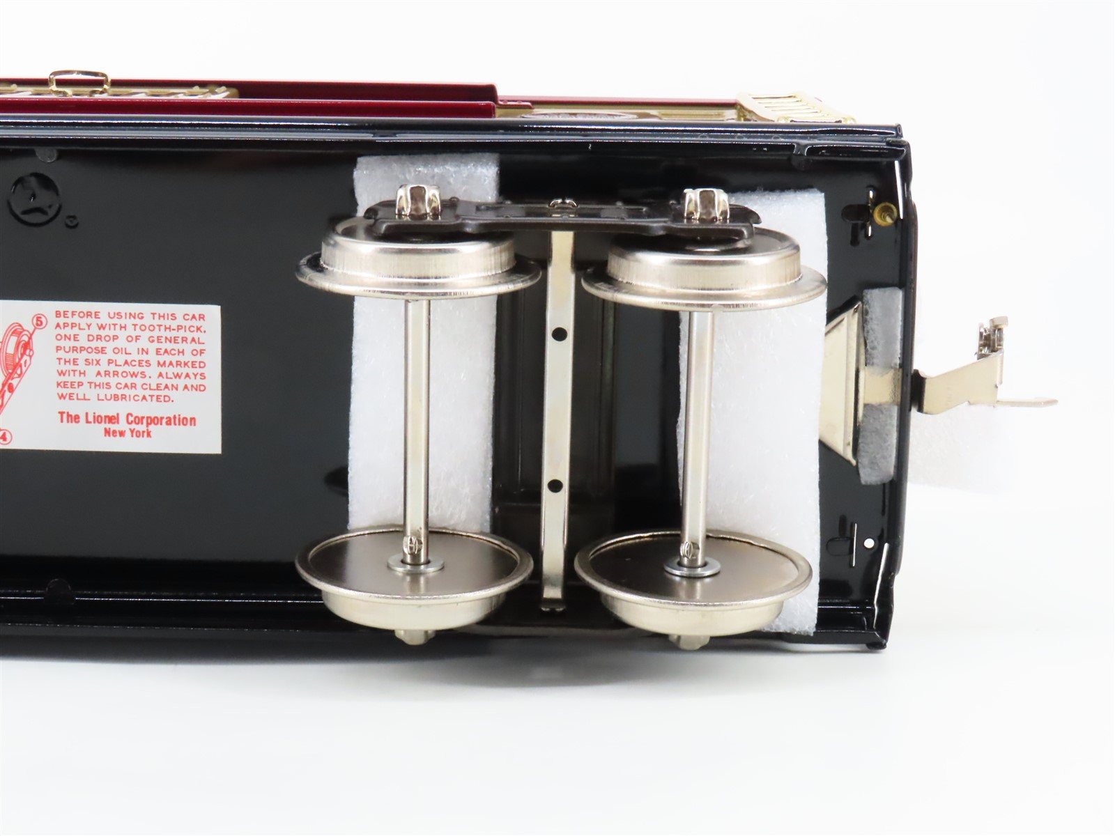 Standard Gauge Lionel 11-30056 Tinplate Cattle Car #213 w/ Brass Trim