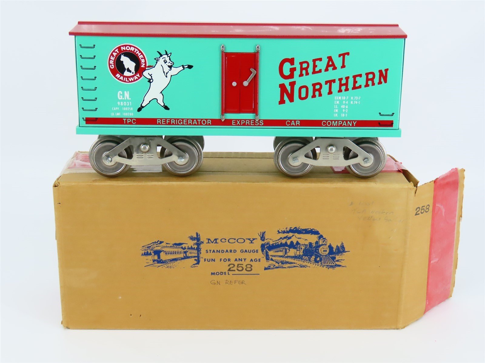 Standard Gauge McCoy 258 TCA GN Great Northern Railway "Goat" Reefer #98031