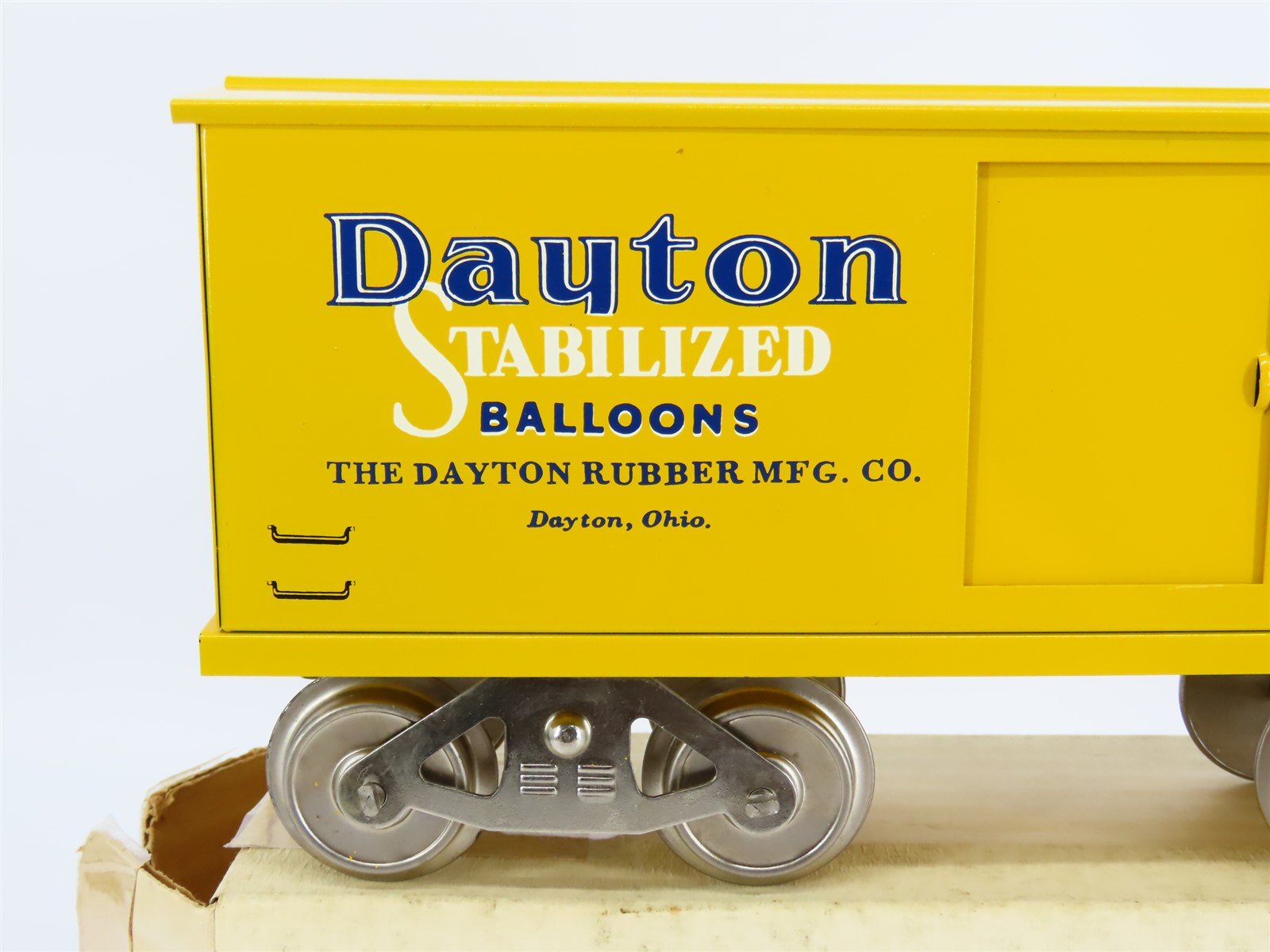 Standard Gauge McCoy Dayton Stabilized Balloons Single Door Box Car