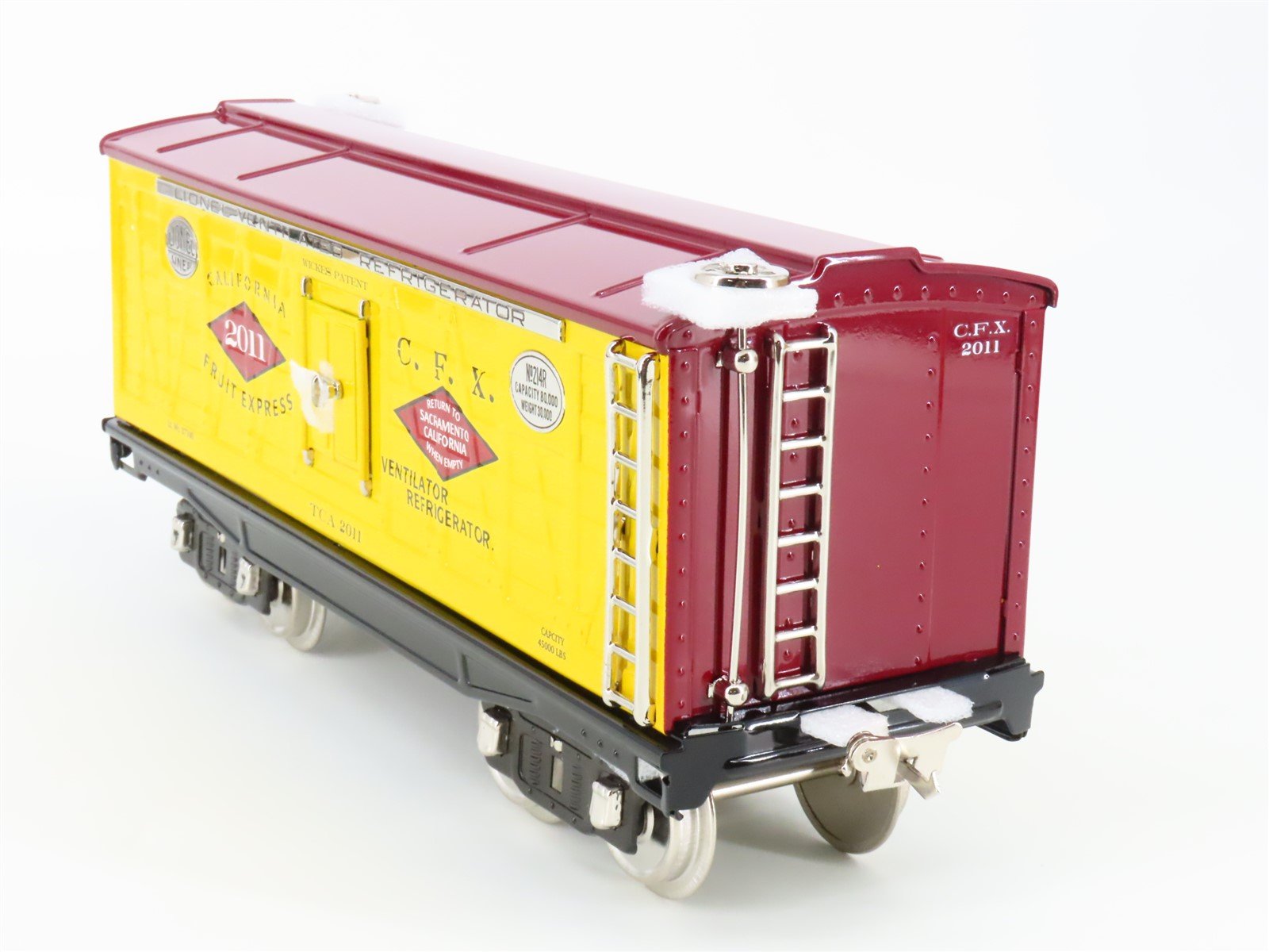 Standard Gauge Lionel 11-30132 No 214R Tinplate TCA CFX Reefer #2011