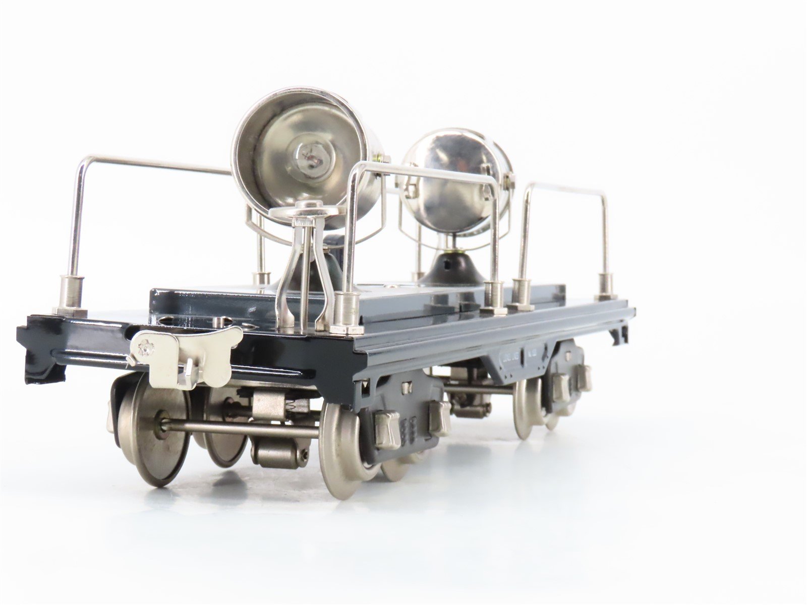 Standard Gauge Lionel Classics 6-13200 Tinplate Searchlight Car #1520