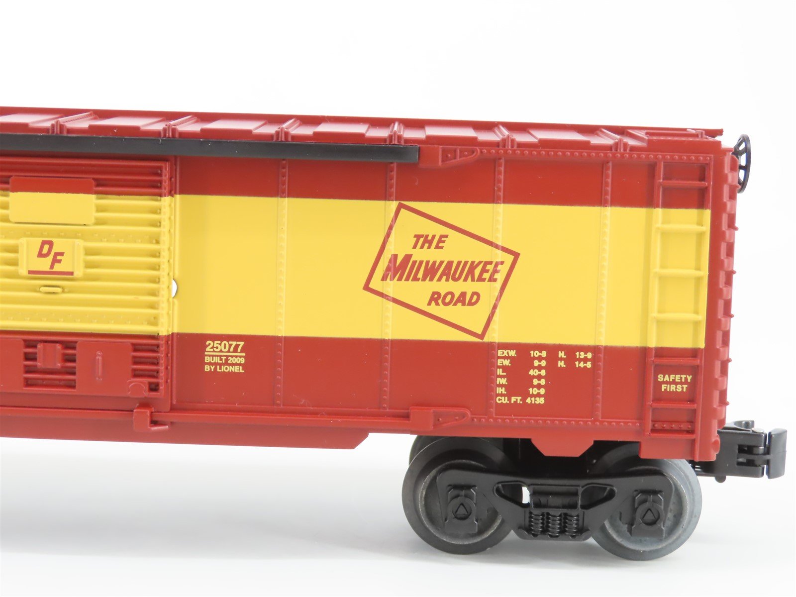 O Gauge 3-Rail Lionel 6-25077 MILW Milwaukee Road Single Door Box Car #8484