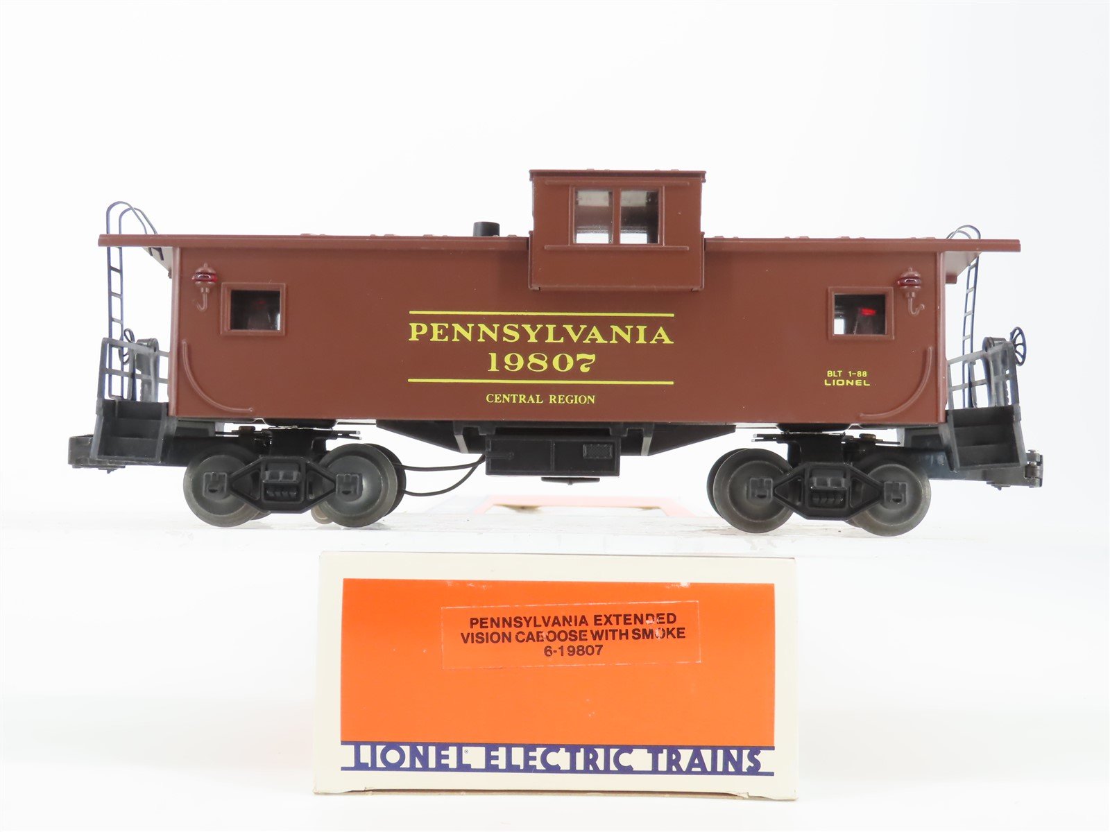 O Gauge 3-Rail Lionel 6-19807 PRR Pennsylvania Railroad Caboose #19807 w/ Smoke