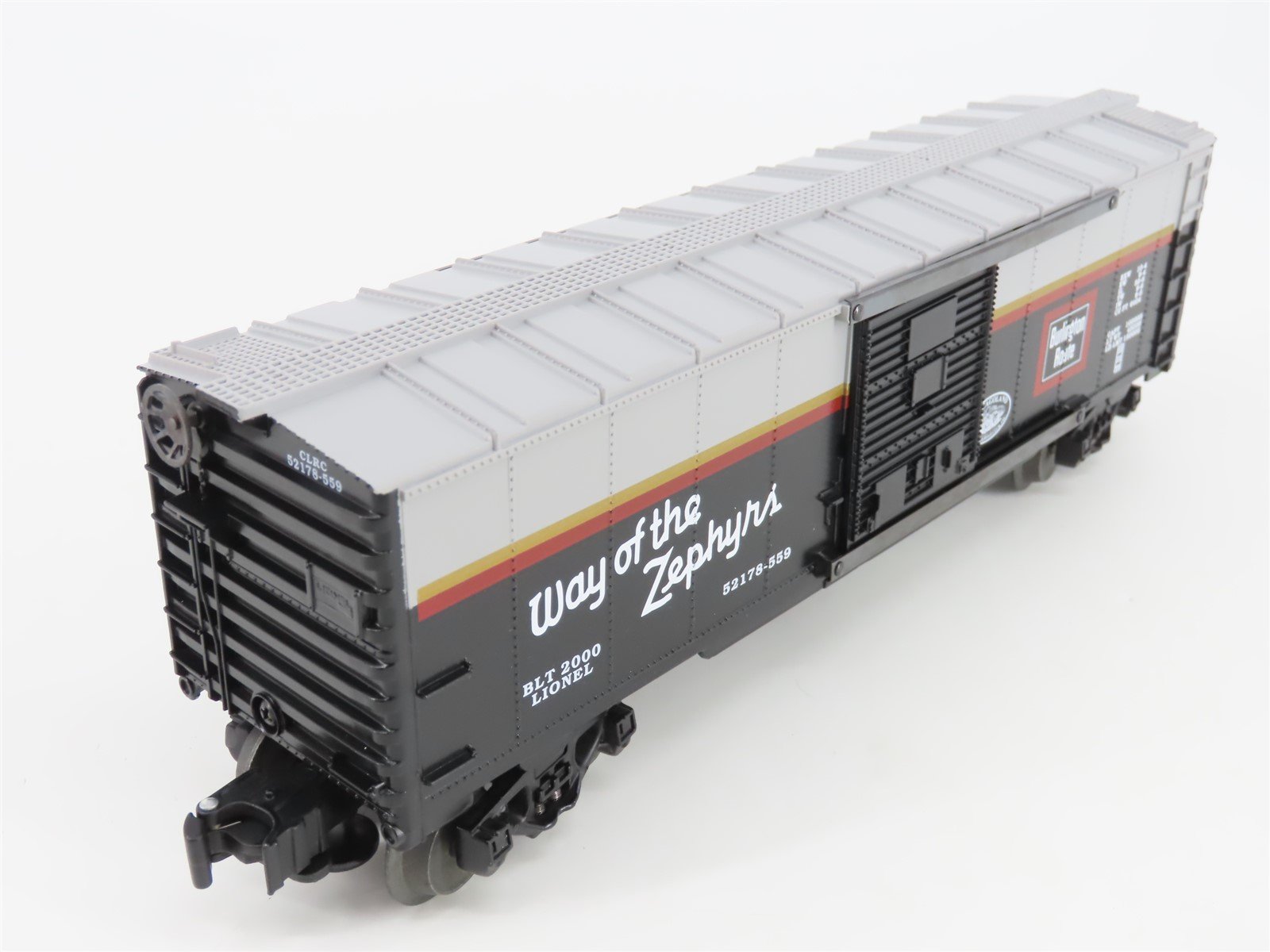 O Gauge 3-Rail Lionel 5-52178-559 LRRC CB&Q Uncle Herb Action Box Car #52178-559