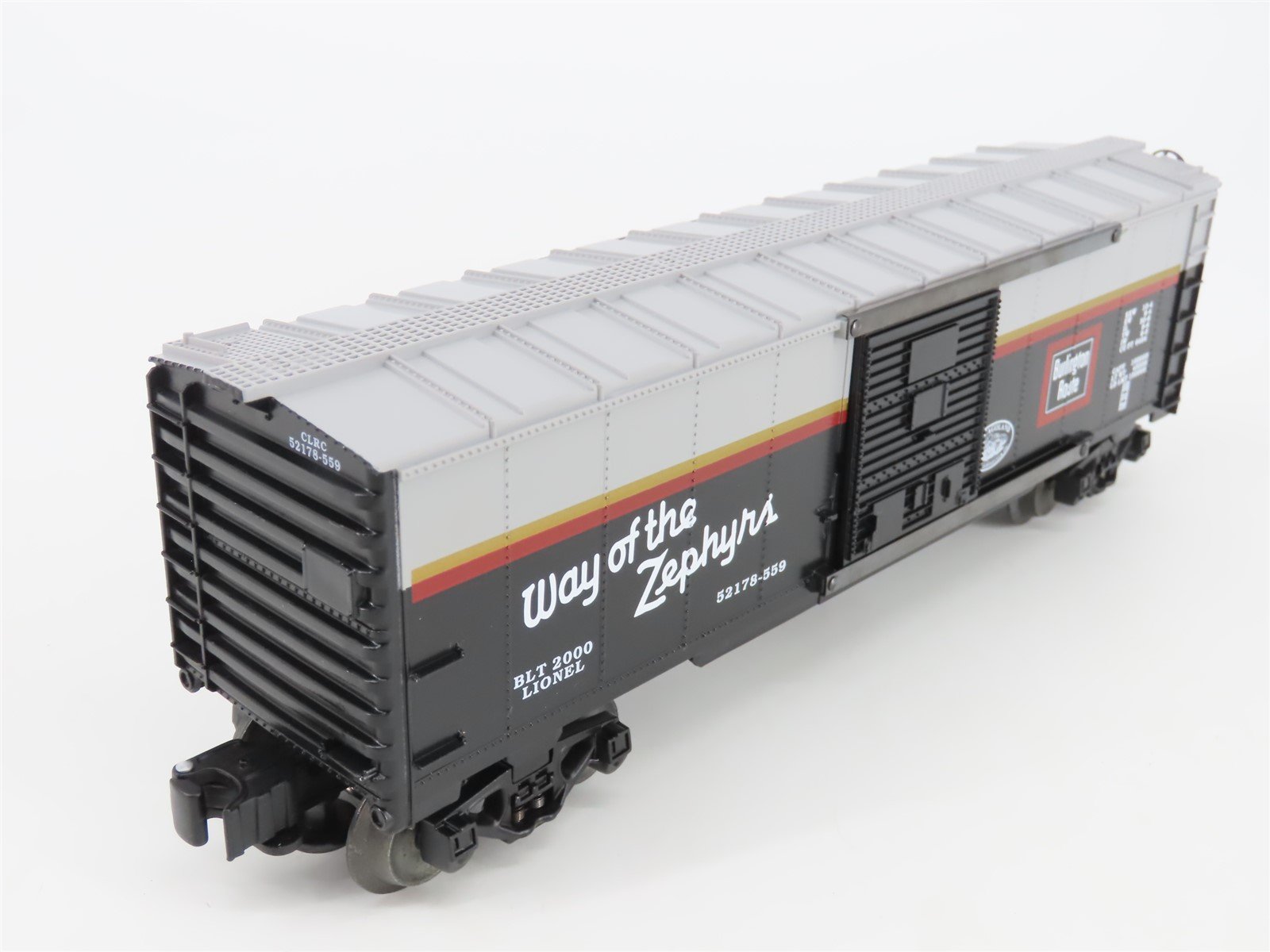 O Gauge 3-Rail Lionel 5-52178-559 LRRC CB&Q Uncle Herb Action Box Car #52178-559