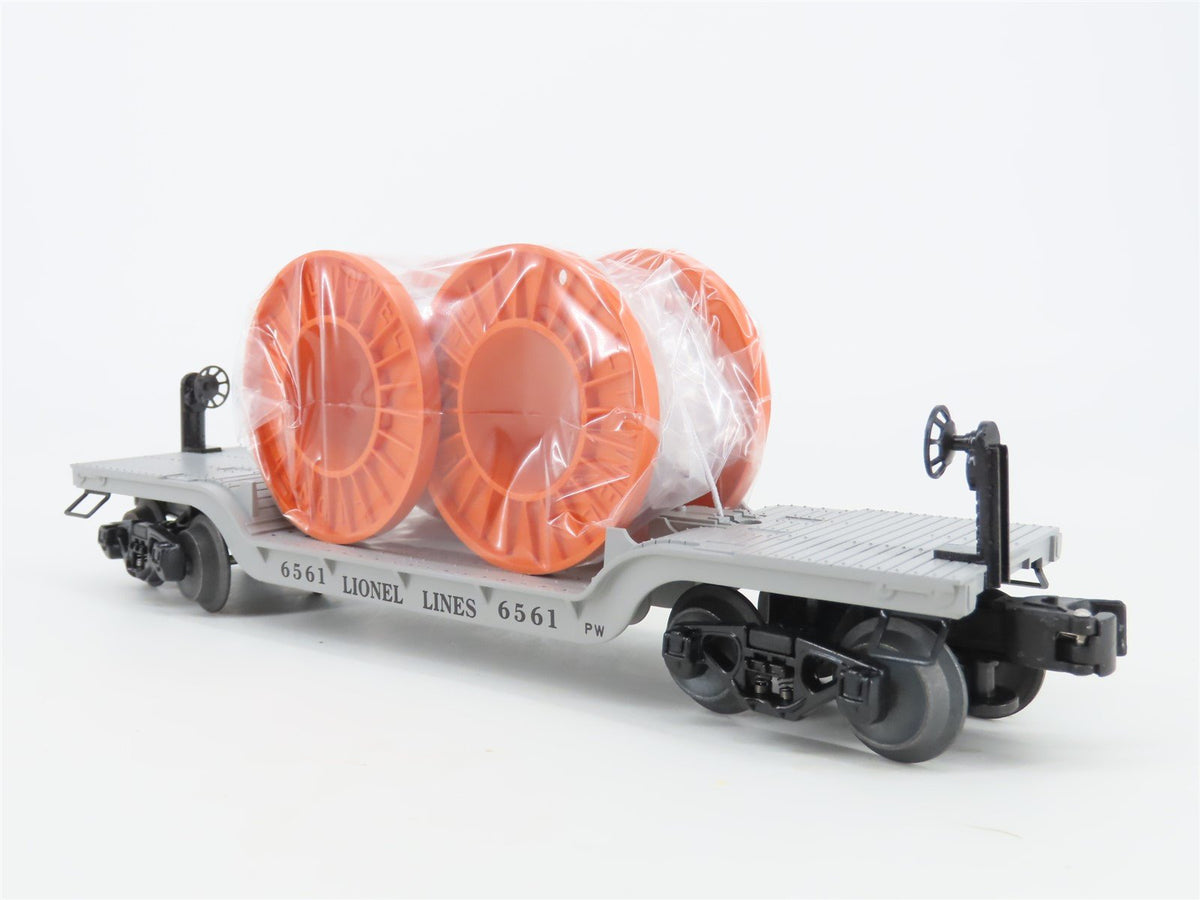 O Gauge 3-Rail Lionel Postwar 6-26046 Flat Car #6561 w/ Cable Reels