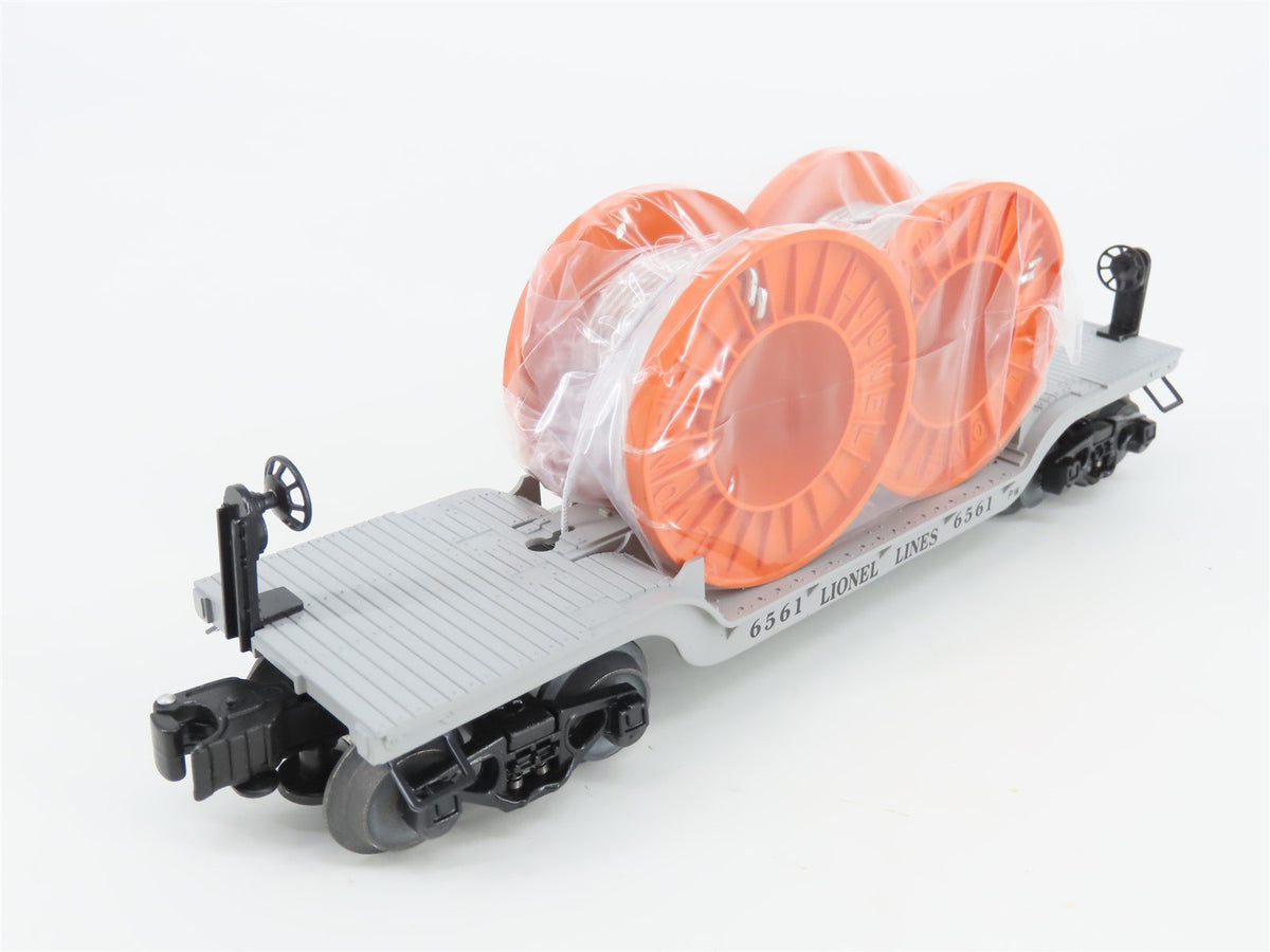 O Gauge 3-Rail Lionel Postwar 6-26046 Flat Car #6561 w/ Cable Reels