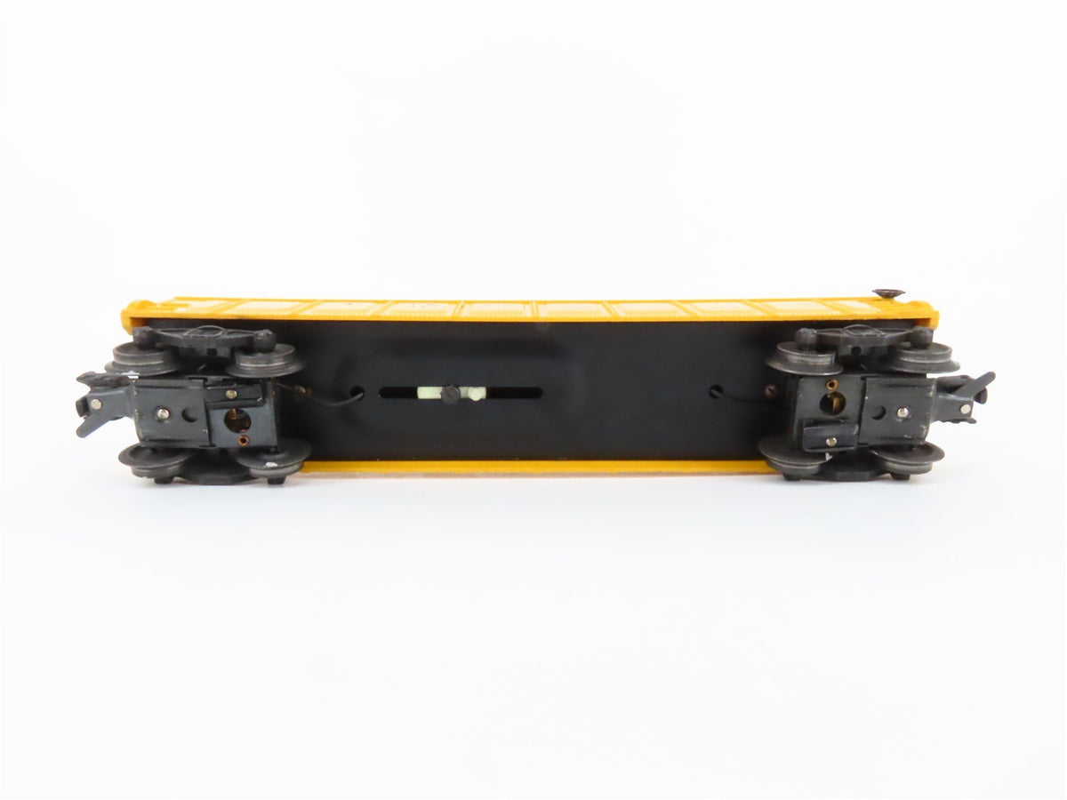 O Gauge 3-Rail Lionel 3562 AT&amp;SF Santa Fe Operating Barrel Car 356250