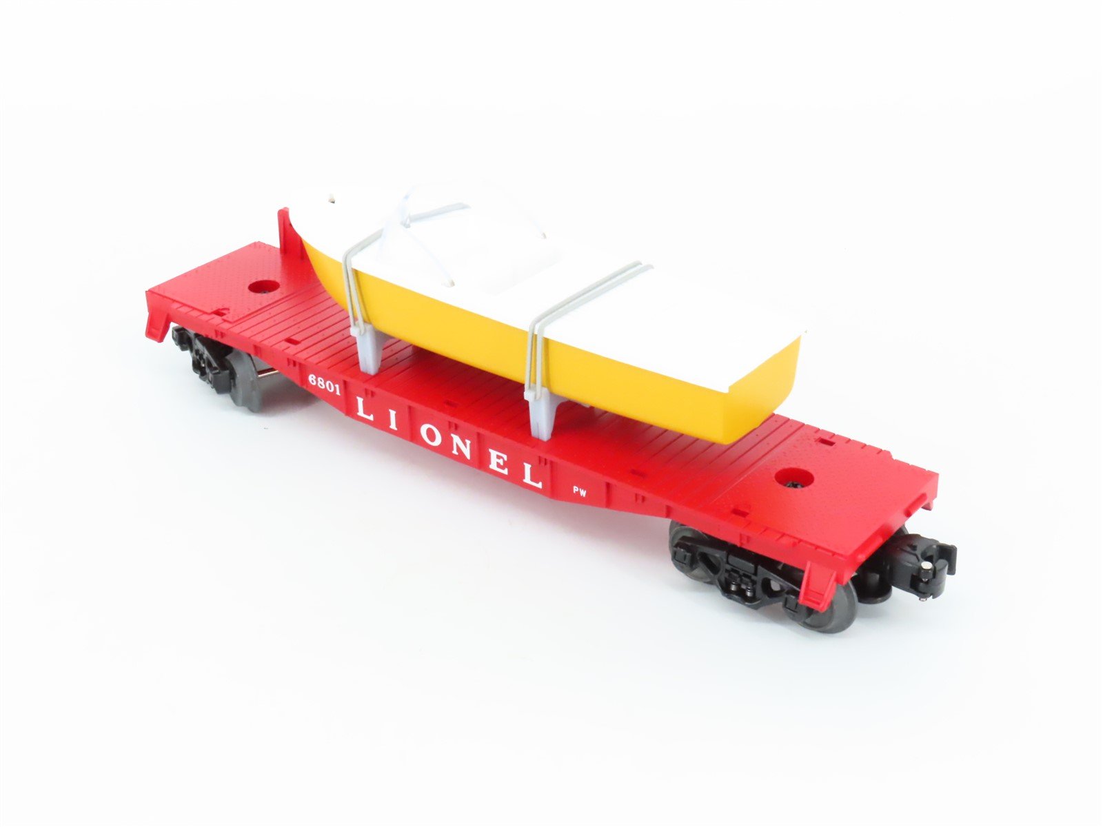 O Gauge 3-Rail Lionel Postwar Series 6-26048 Lionel Flat Car #6801 w/Boat