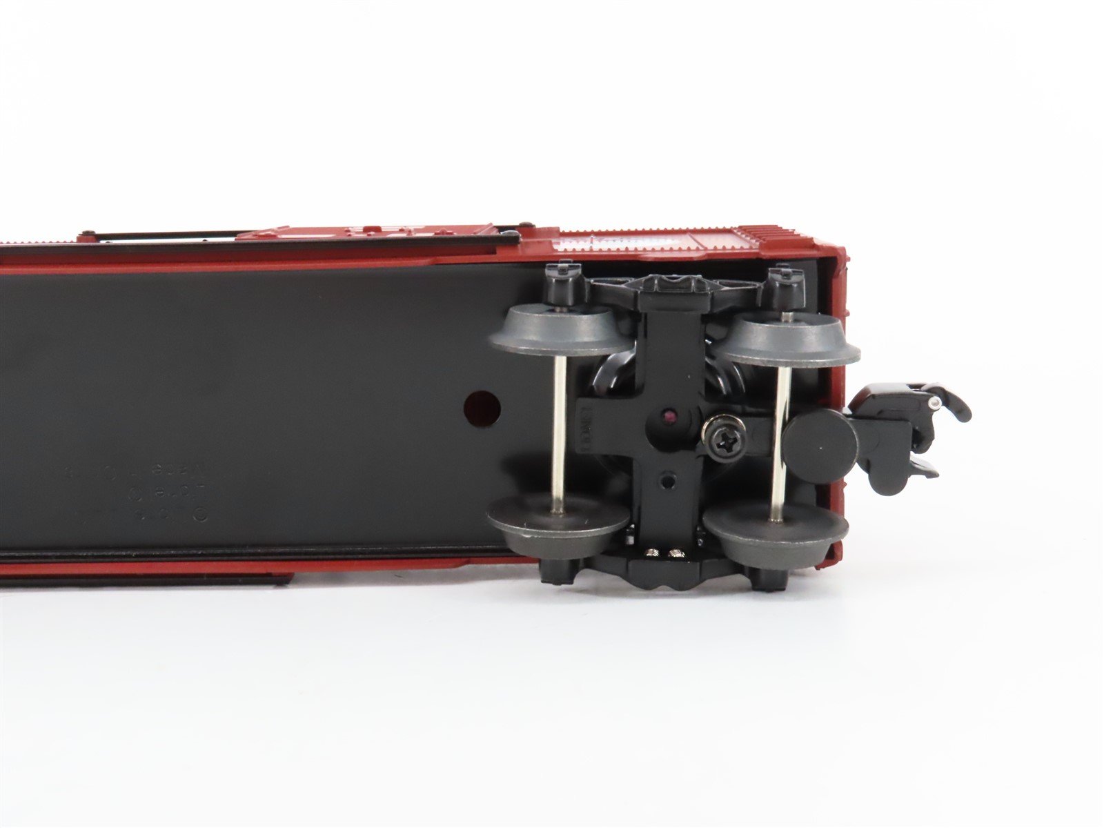 O Gauge 3-Rail Lionel 6-39274 NP Route of the Vista Dome Box Car #6464