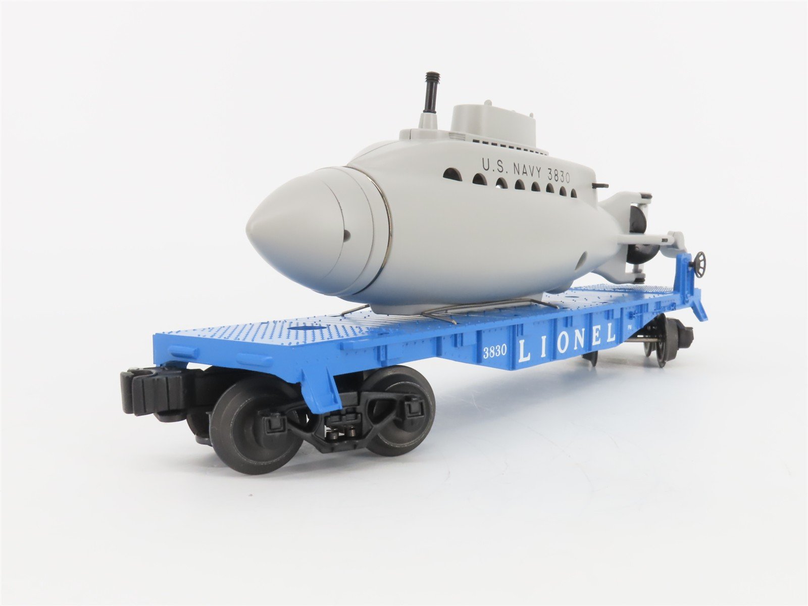 O Gauge 3-Rail Lionel Postwar 6-26020 Lionel Flatcar #3830 w/Submarine