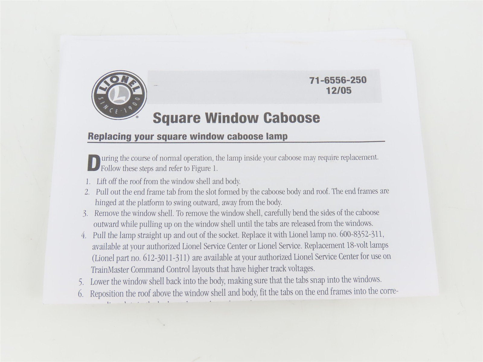 O Gauge 3-Rail Lionel 6-36587 SP Southern Pacific Square Window Caboose #1121