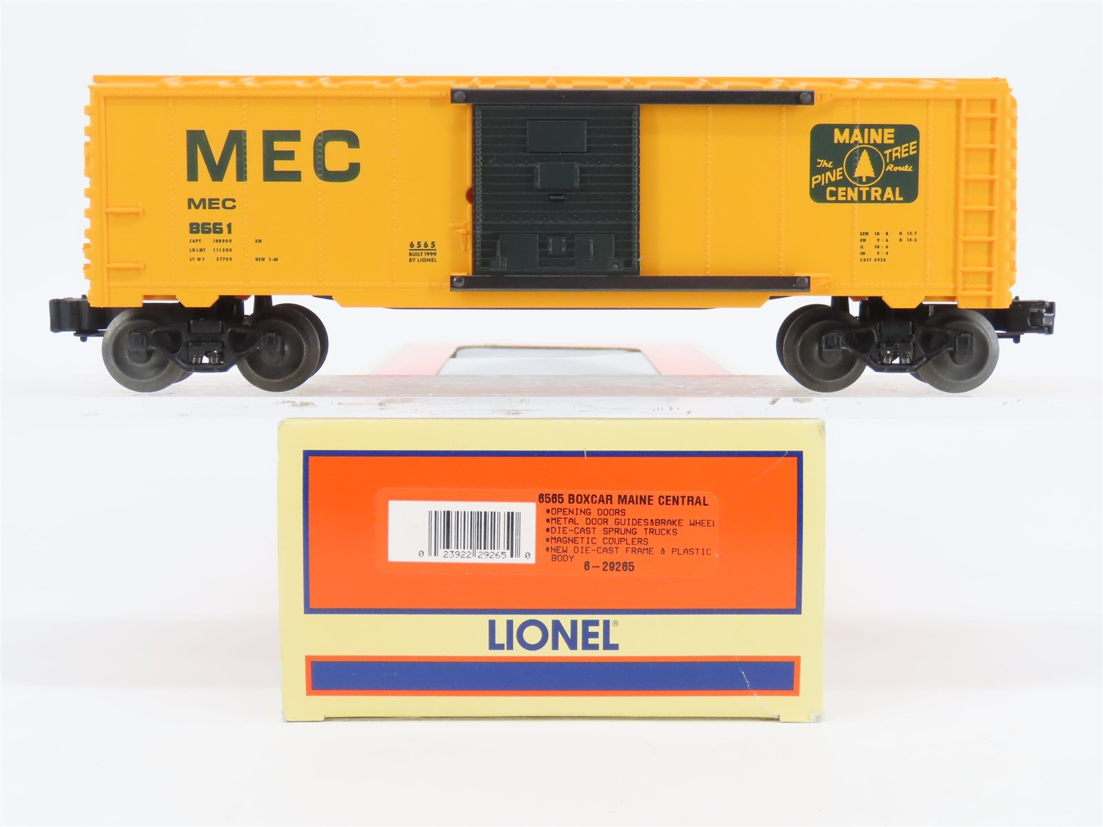 O Gauge 3-Rail Lionel 6-29265 MEC "Pine Tree Route" 6565 Box Car #8661