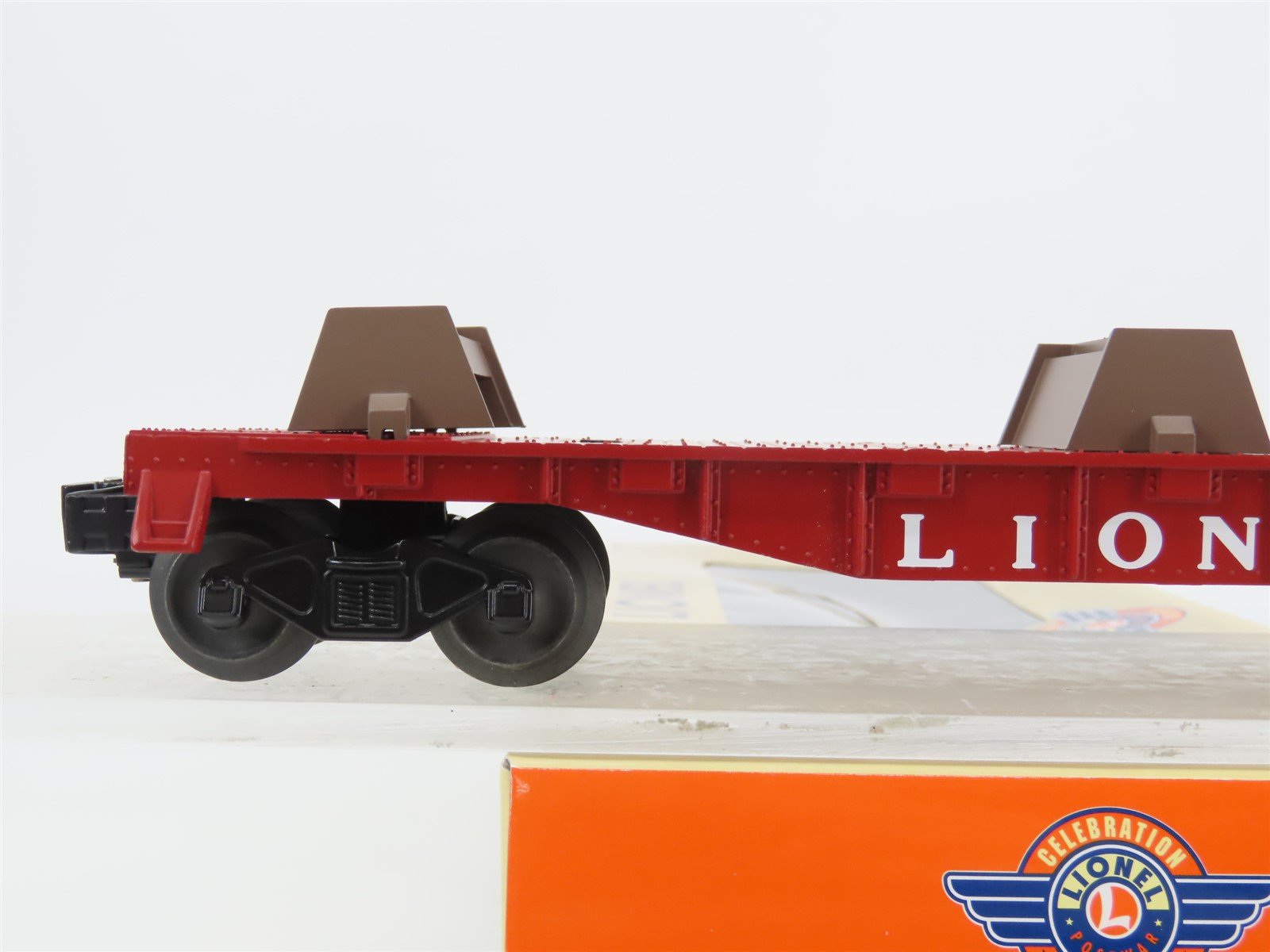 O Gauge 3-Rail Lionel 6-39471 Lionel Flat Car #6264 w/ Timber Load