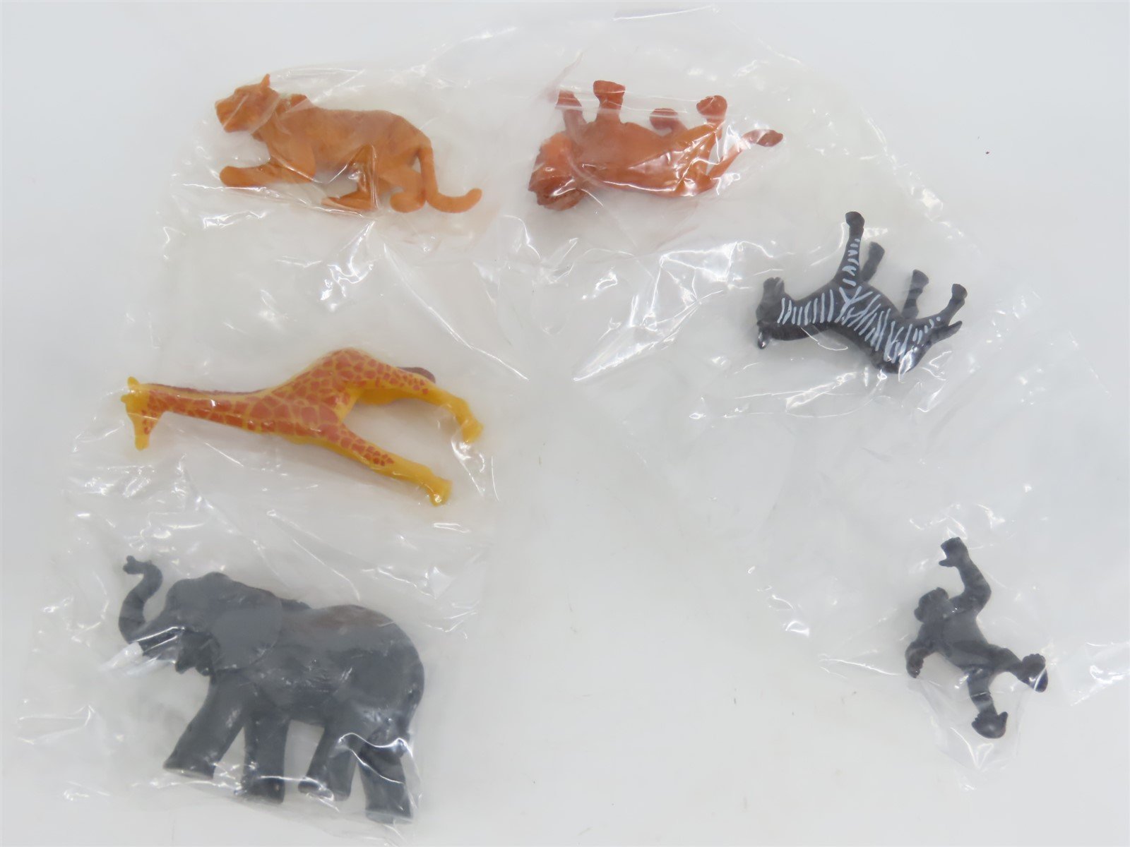 O Gauge 3-Rail Lionel 6-19476 Lionelville Zoo Animal Transport Gondola w/Animals