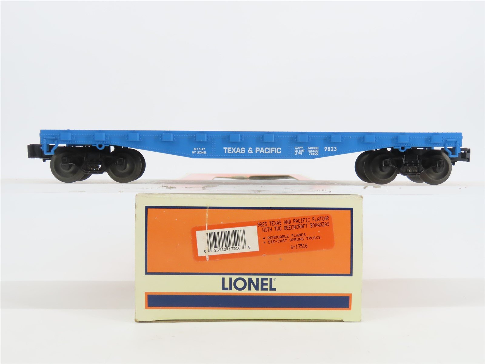 O Gauge 3-Rail Lionel 6-17516 T&P Texas & Pacific Flat Car #9823 w/ Aircraft