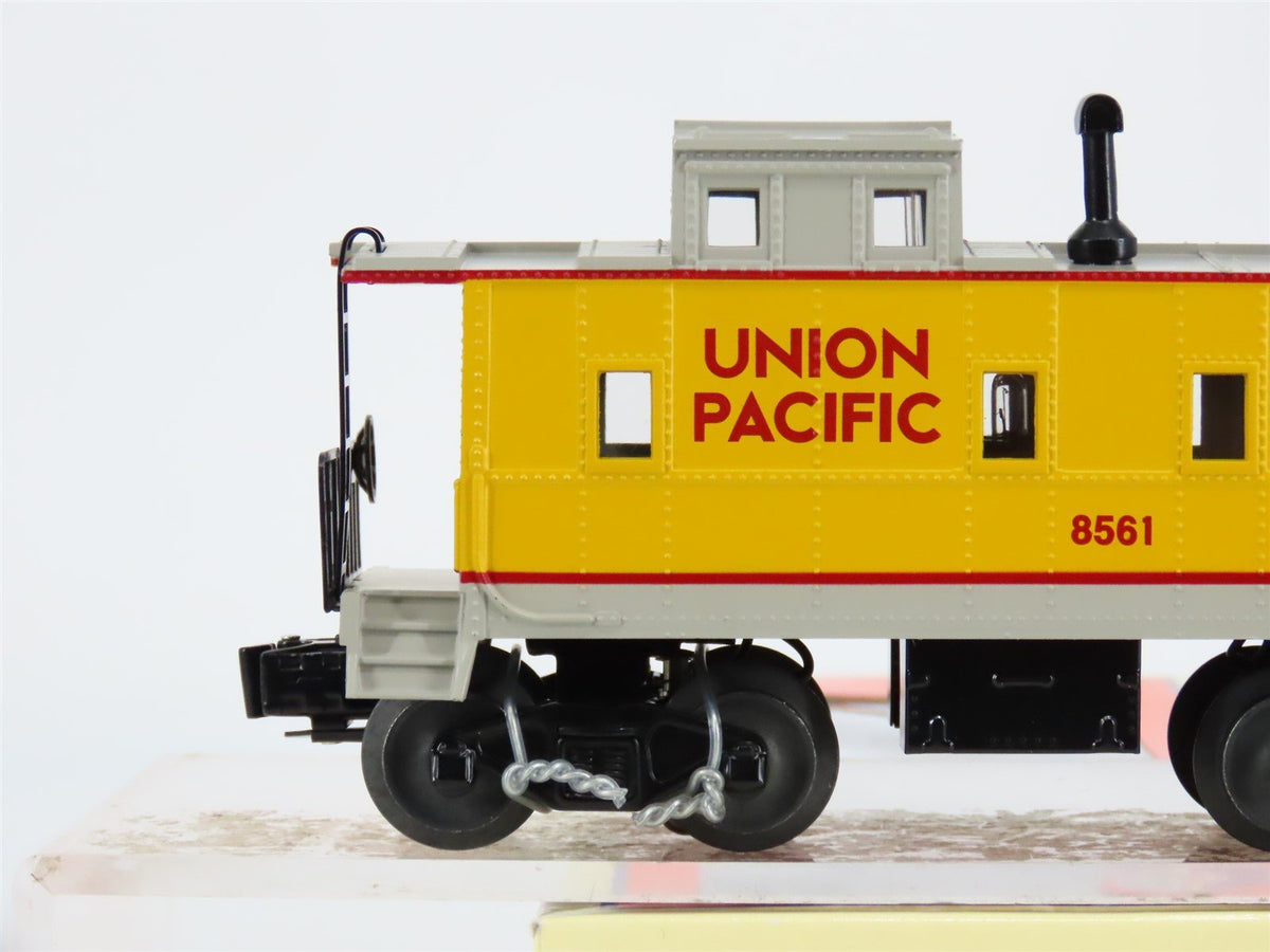 O Gauge 3-Rail Lionel 6-27779 UP Union Pacific Archive Caboose #8561 w/Lights