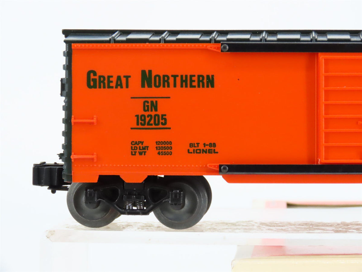 O Gauge 3-Rail Lionel 6-19205 GN Great Northern Boxcar #19205