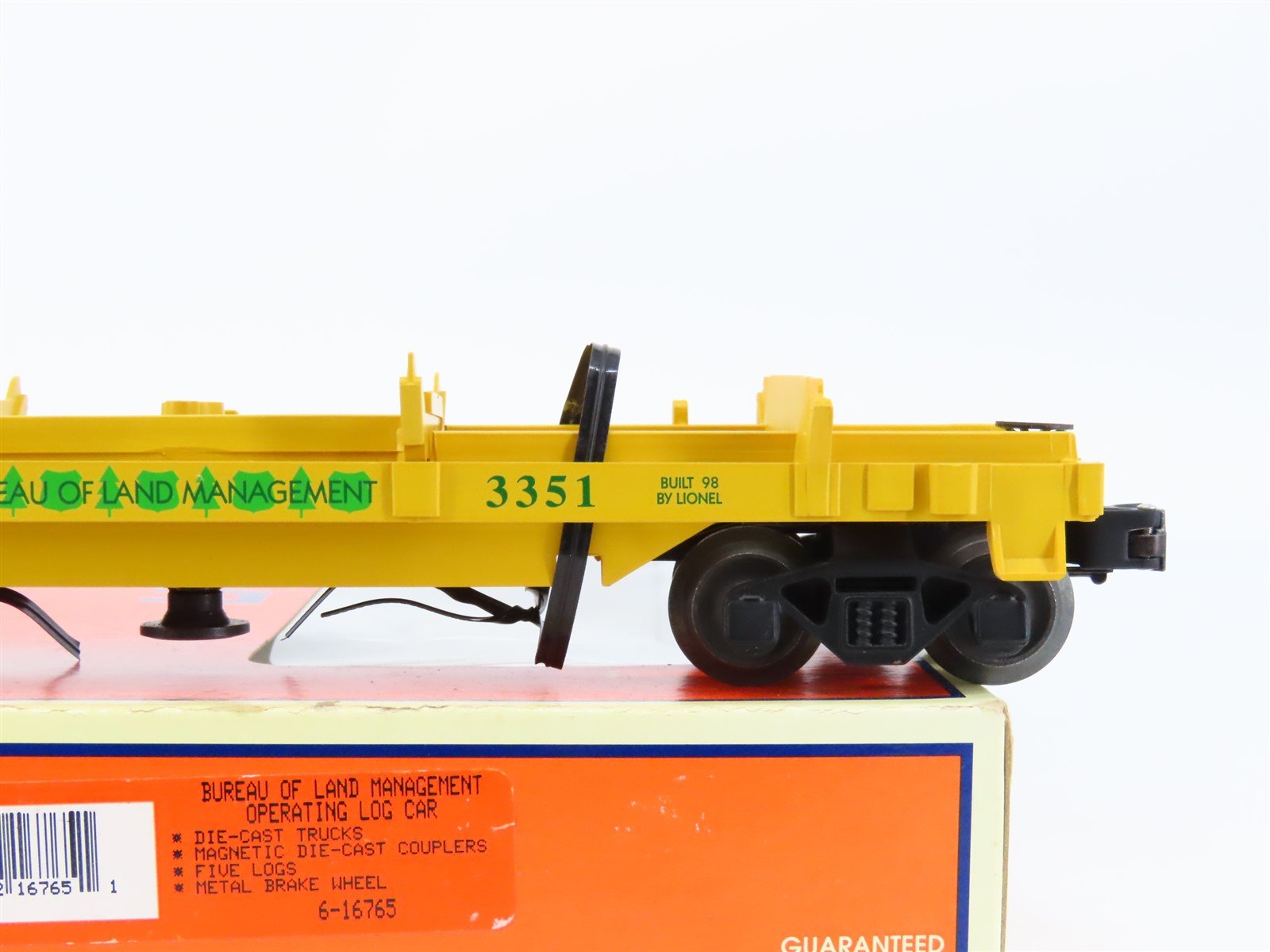 O Gauge 3-Rail Lionel 6-16765 Bureau of Land Management Operating Log Car #3351