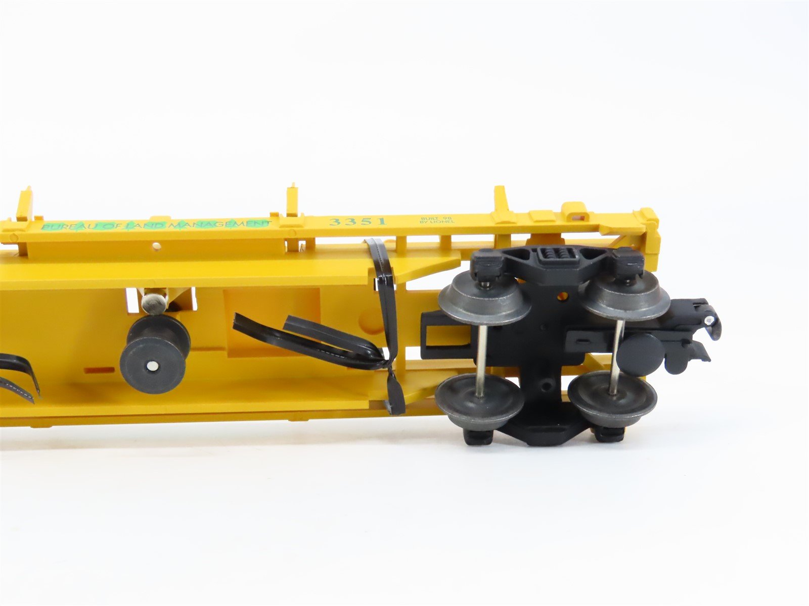 O Gauge 3-Rail Lionel 6-16765 Bureau of Land Management Operating Log Car #3351