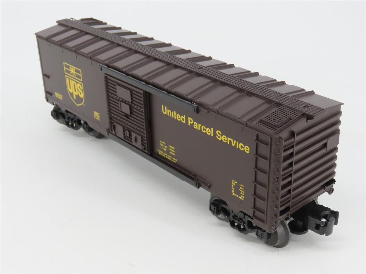 O Gauge 3-Rail Lionel 6-26827 UPS Operating Box Car 9237