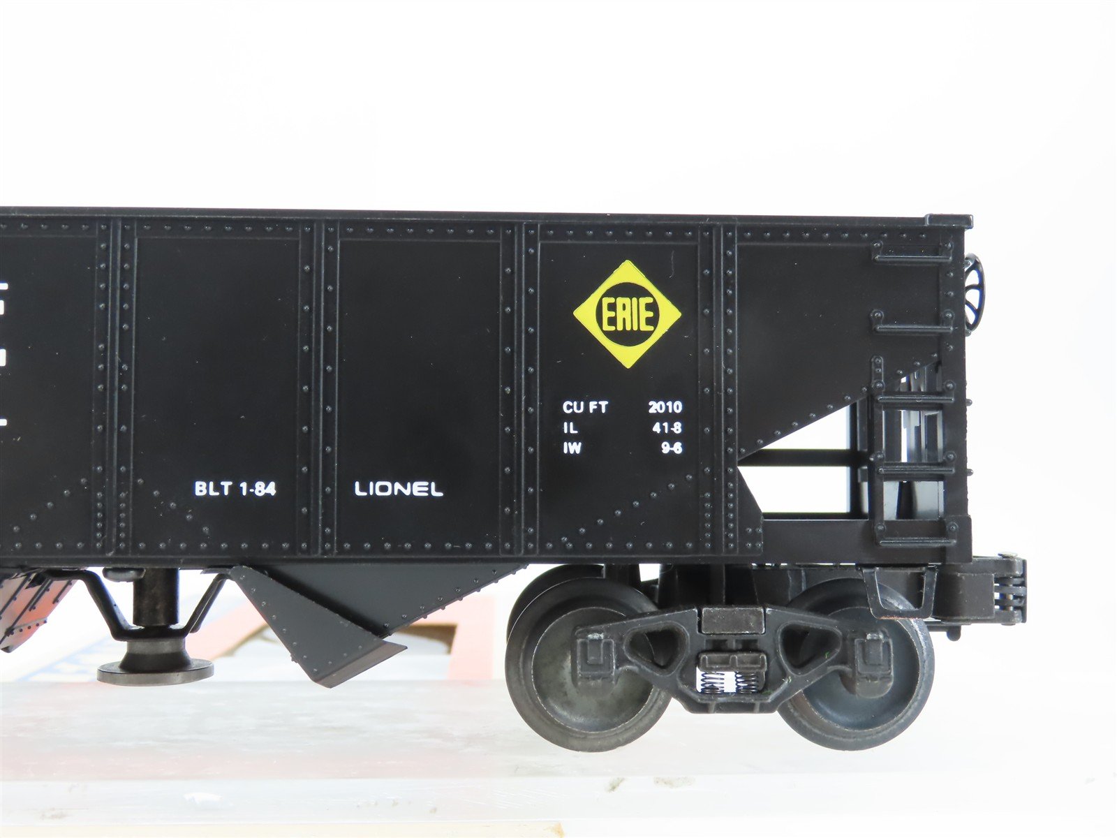 O Gauge 3-Rail Lionel 6-6117 Erie Operating Hopper #6-6117