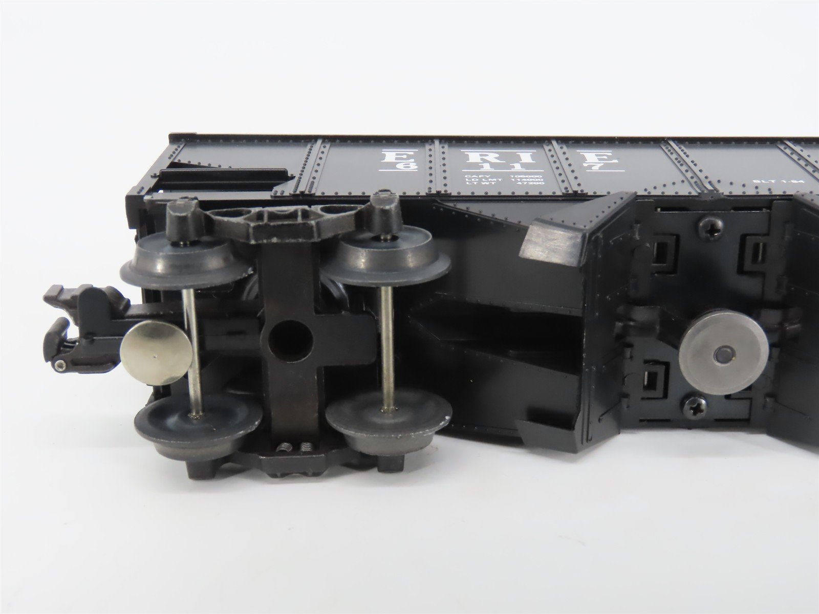 O Gauge 3-Rail Lionel 6-6117 Erie Operating Hopper #6-6117