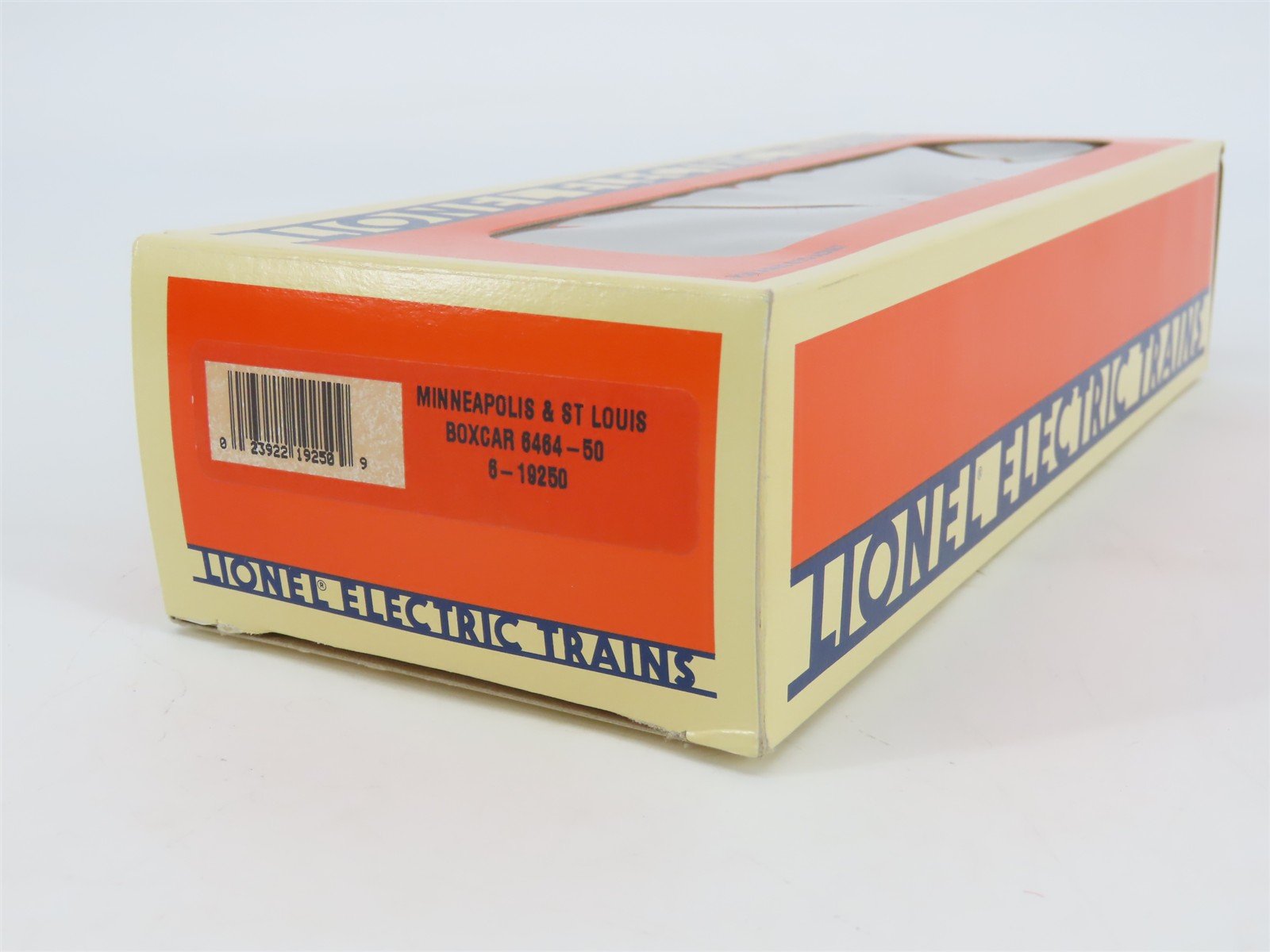 O Gauge 3-Rail Lionel 6-19250 M&STL Minneapolis & St. Louis Boxcar #6464