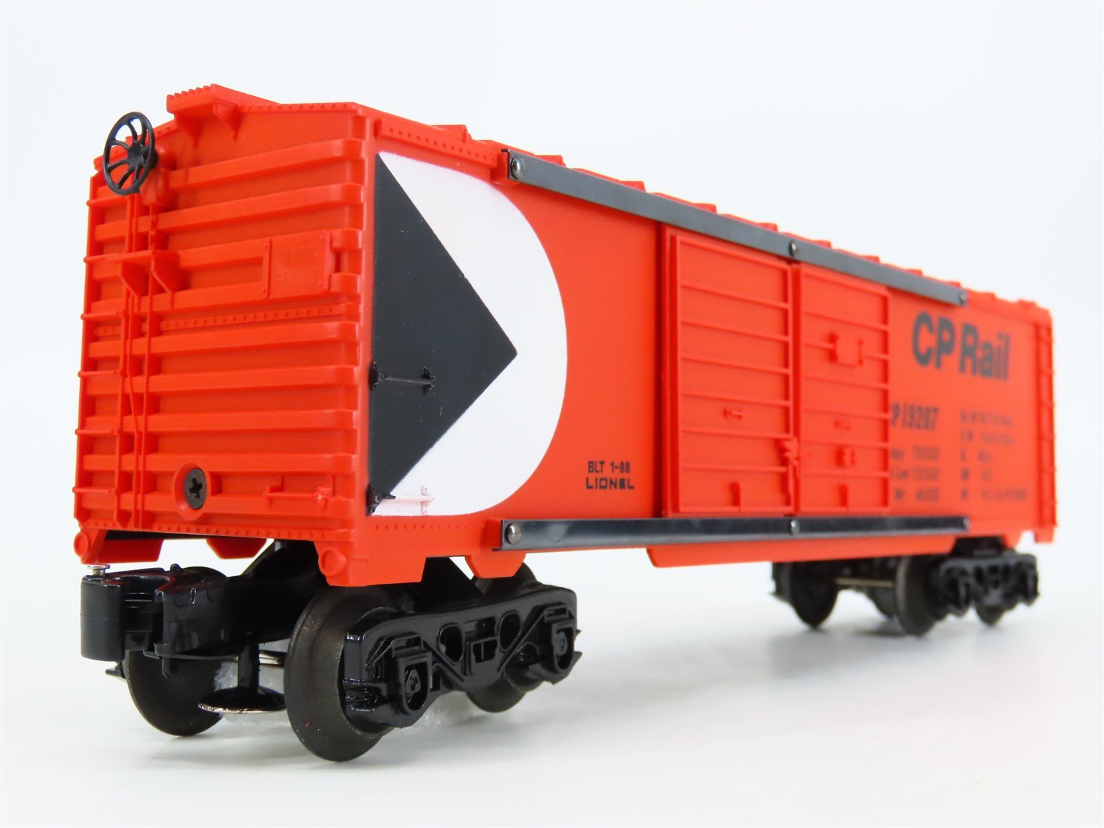 O Gauge 3-Rail Lionel 6-19207 CP Rail Double Door Box Car #19207
