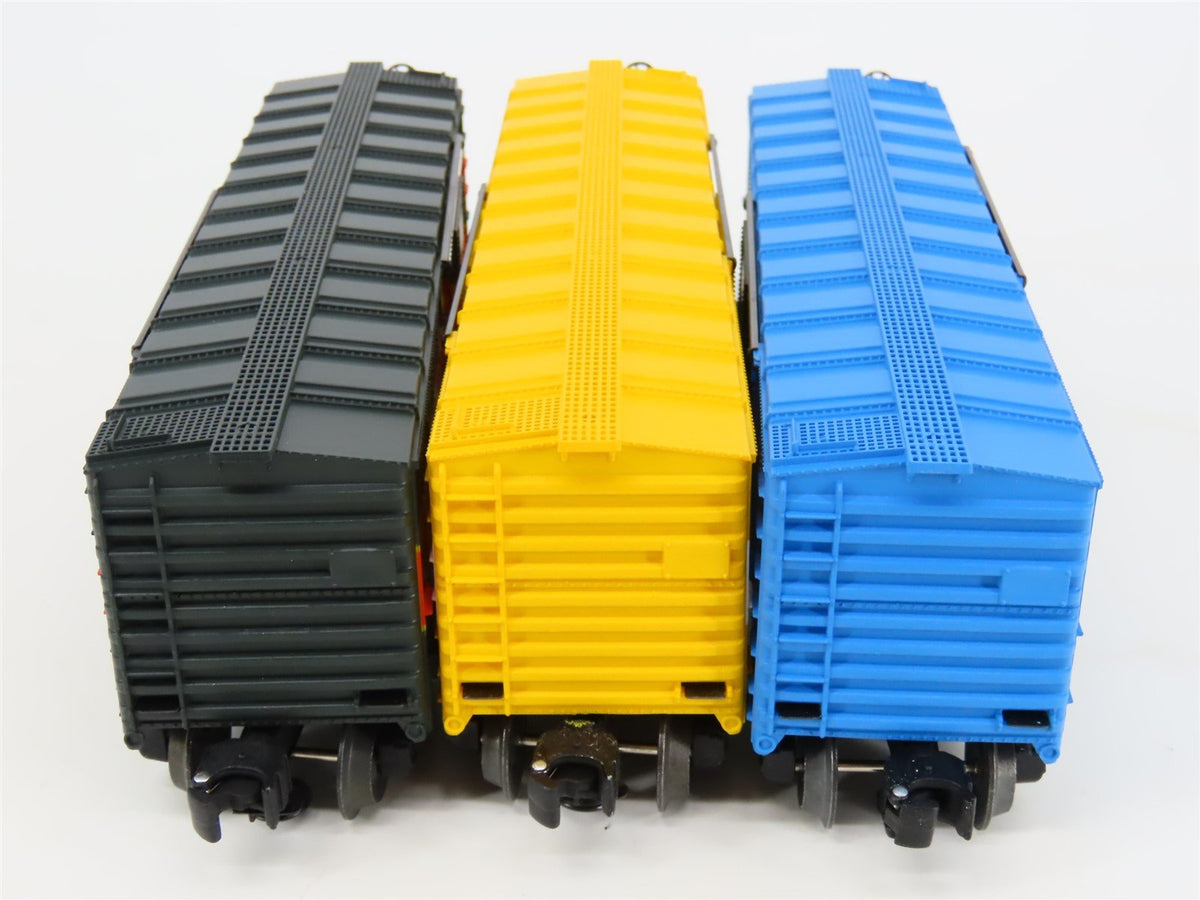 O Gauge 3-Rail Lionel 6-29209 TRB/BM/GN Single Door Box Car Set of 3