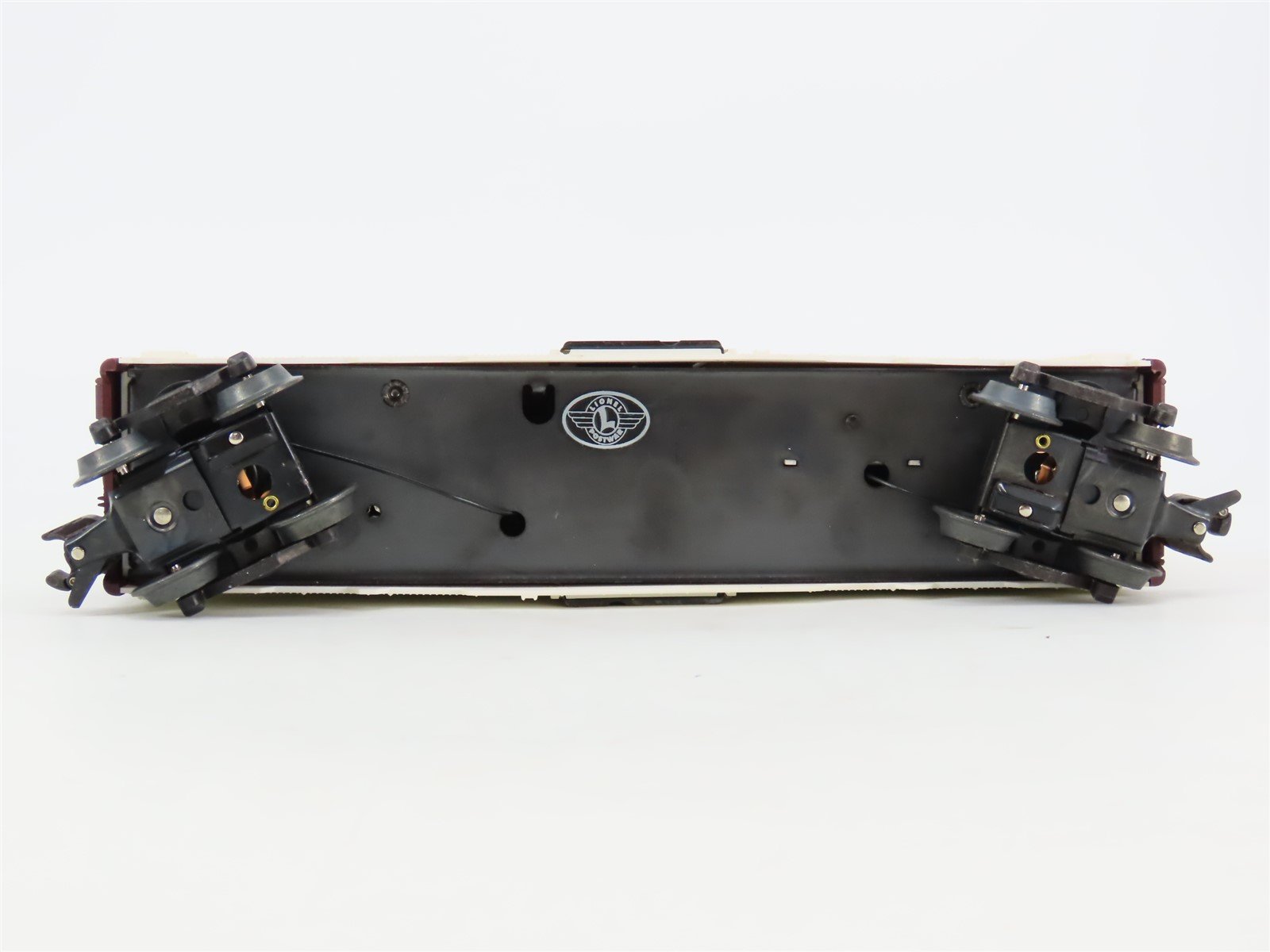 O Gauge 3-Rail Lionel Postwar 6-19554 Operating Milk Car #36621 w/ Platform