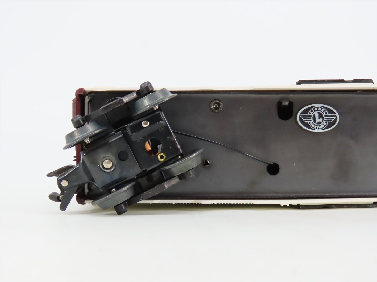 O Gauge 3-Rail Lionel Postwar 6-19554 Operating Milk Car #36621 w/ Platform