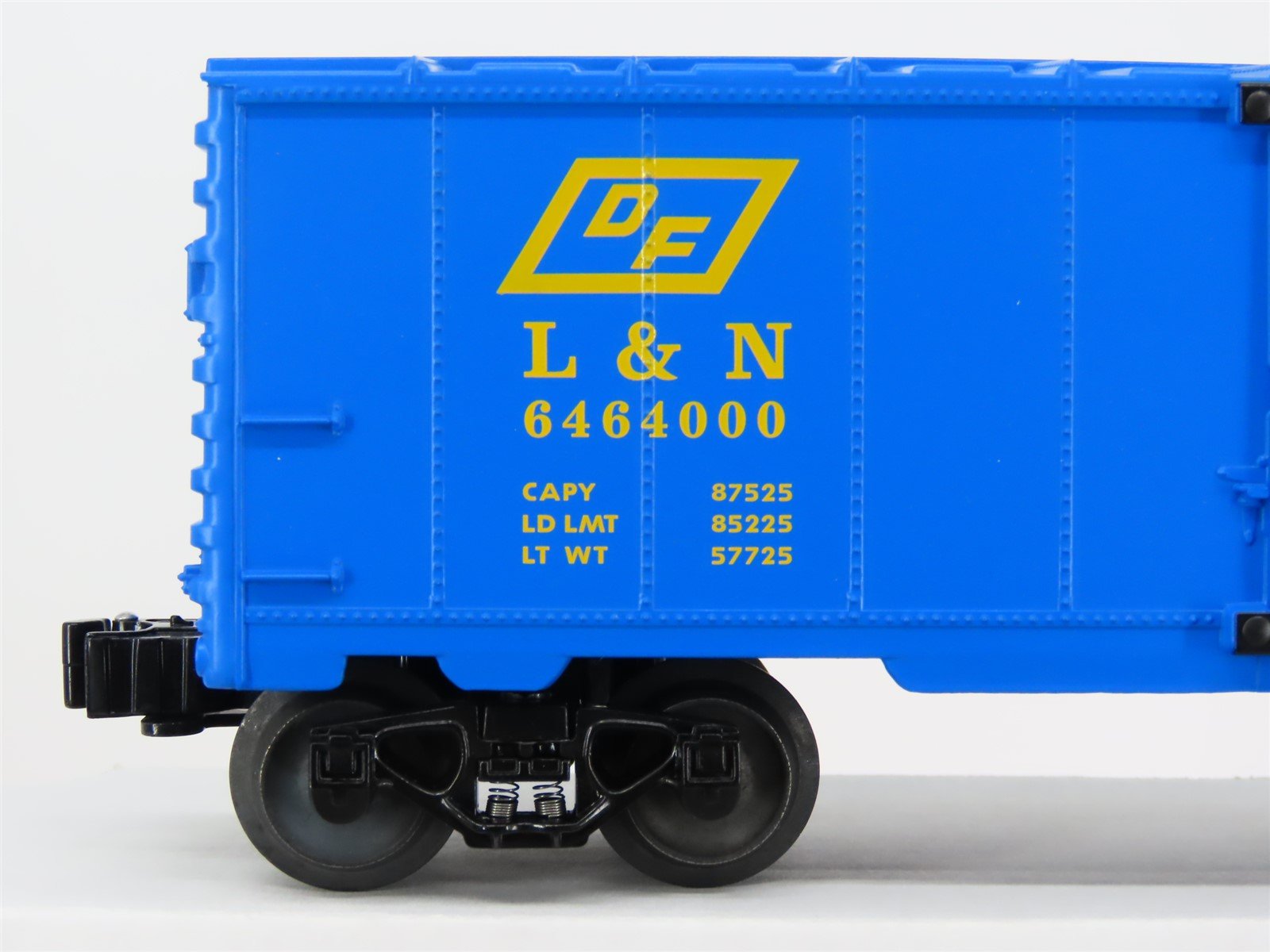 O Gauge 3-Rail Lionel 6-39253 NS/DM/L&N 6464 Archive Single Door Box Car 3-Pack