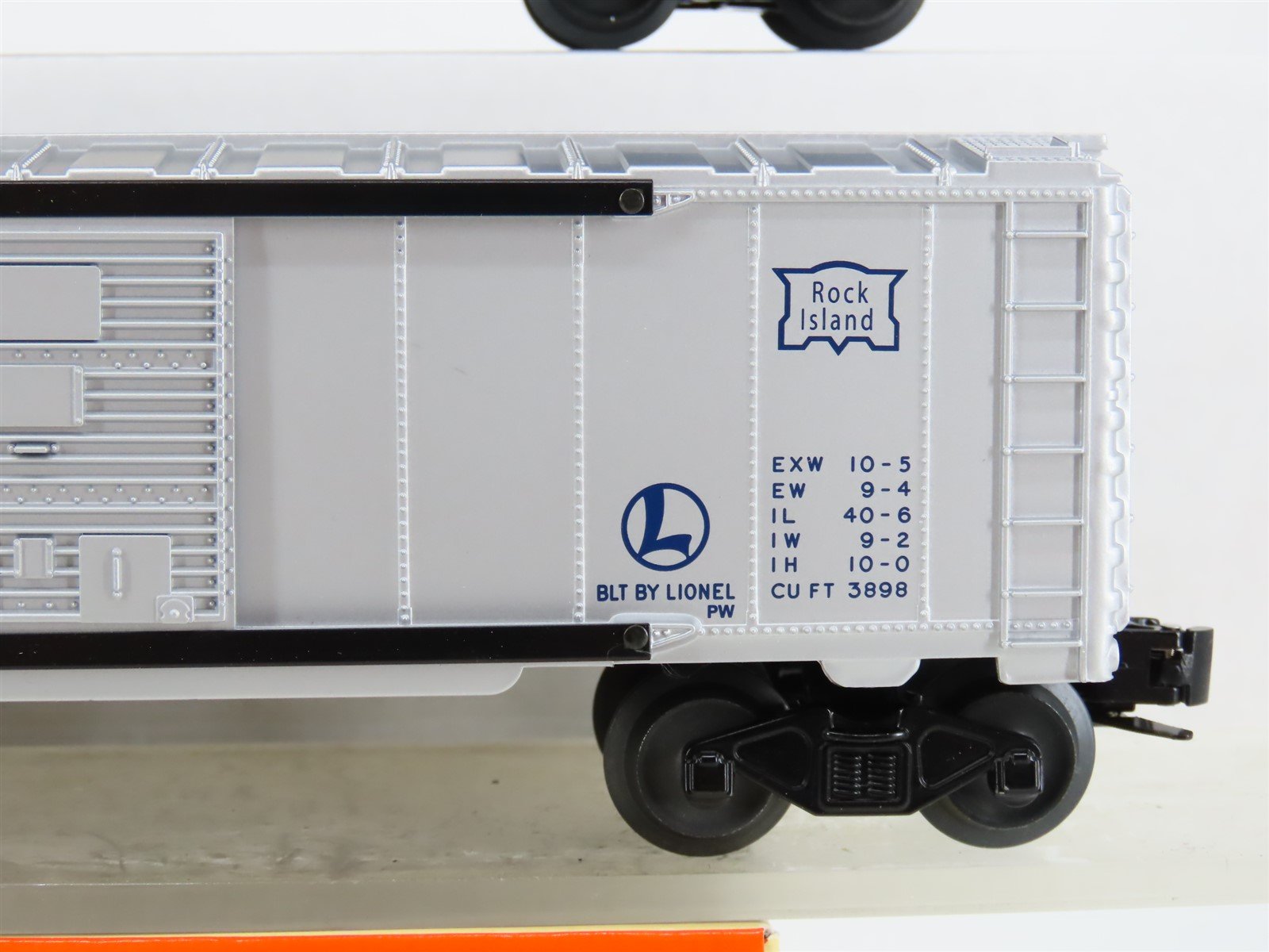 O Gauge 3-Rail Lionel Postwar 6-27710 RI & MP 6464 Single Door Box Car 2-Pack